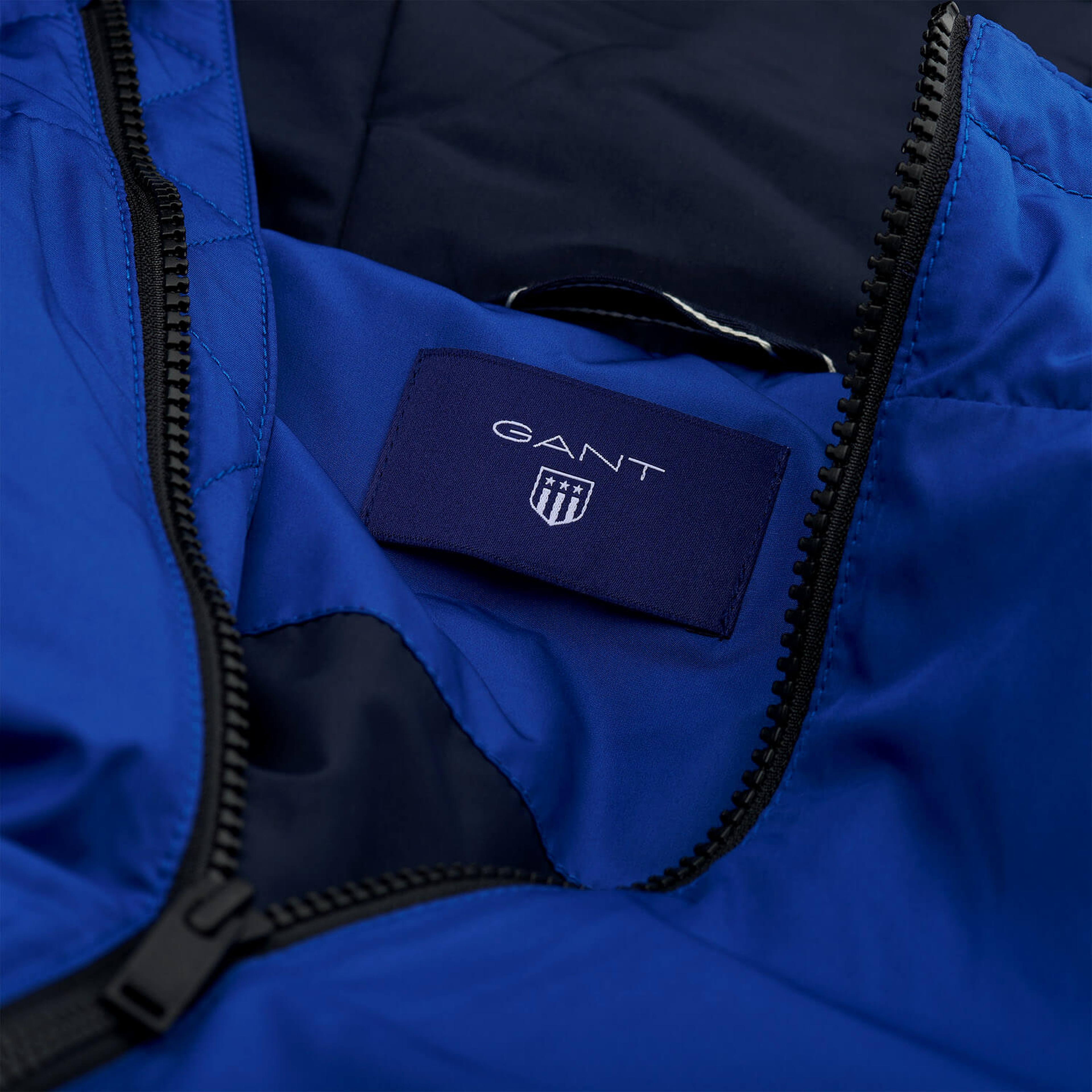 Gant Erkek Kapüşonlu Mavi Mont