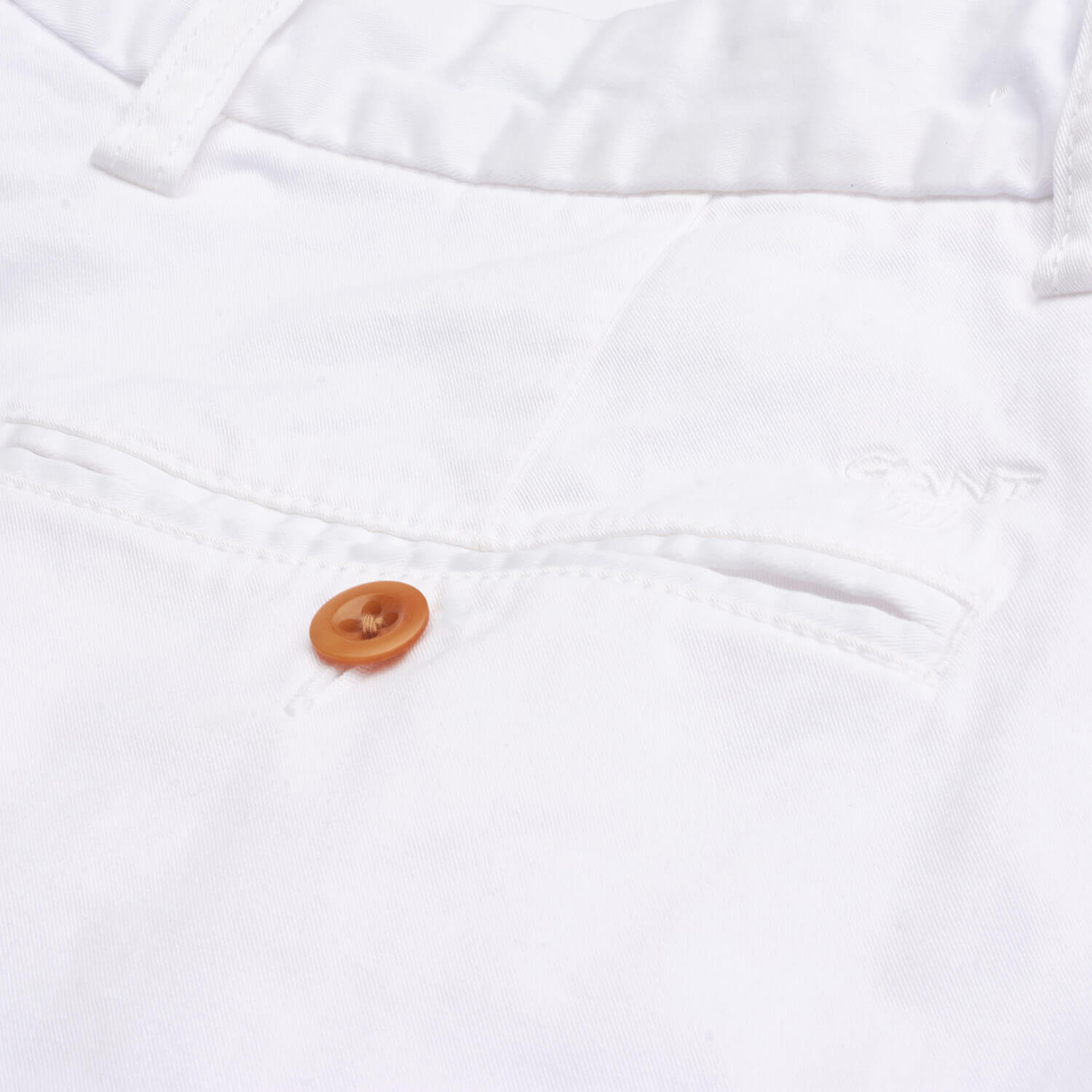 GANT Erkek Beyaz Bermuda Şort