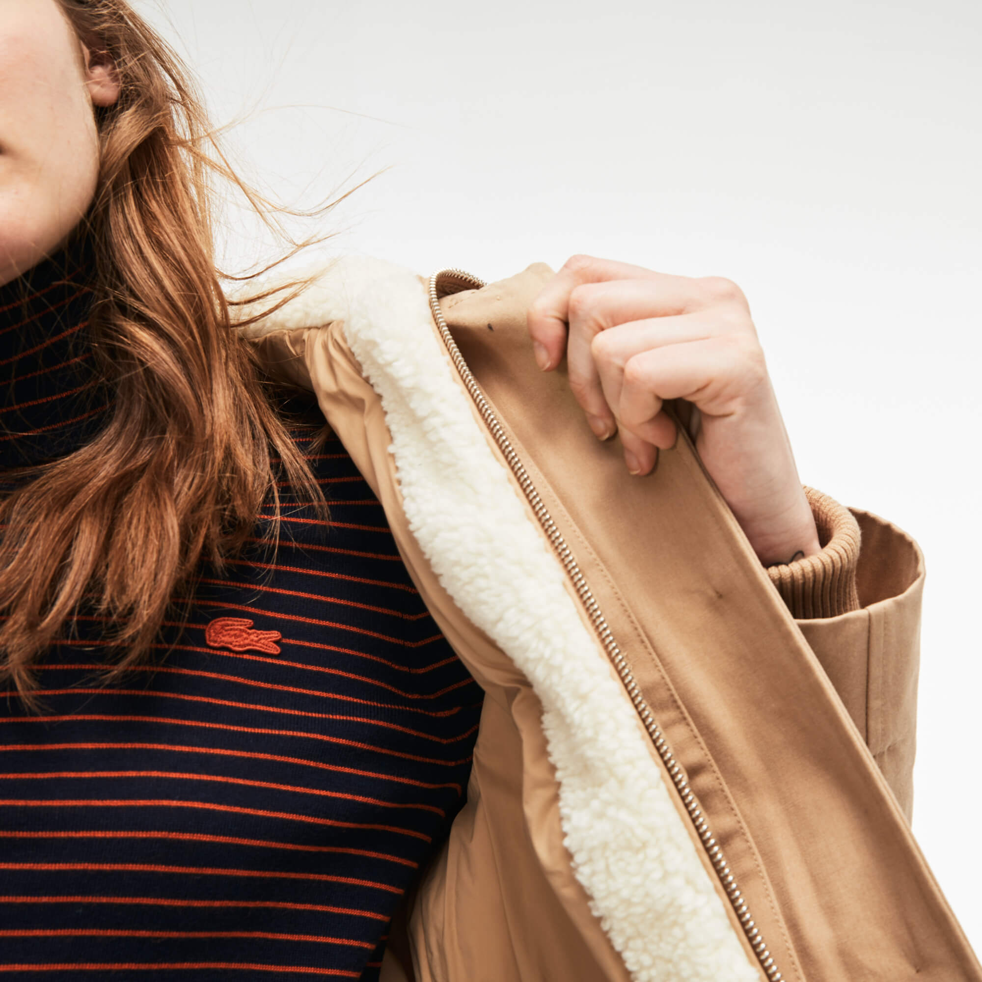 Lacoste Kadın Çıkarılabilir Kapüşonlu Ceketli Bej Mont