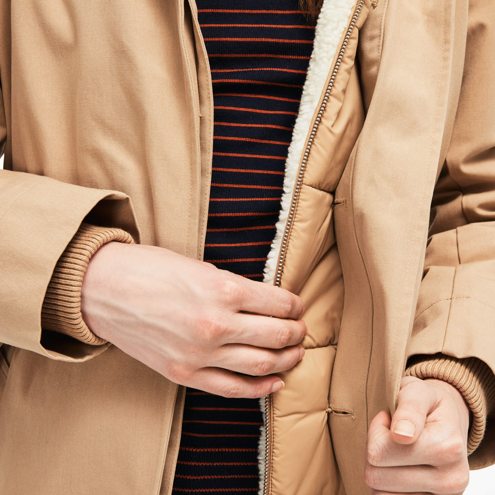 Lacoste Kadın Çıkarılabilir Kapüşonlu Ceketli Bej Mont