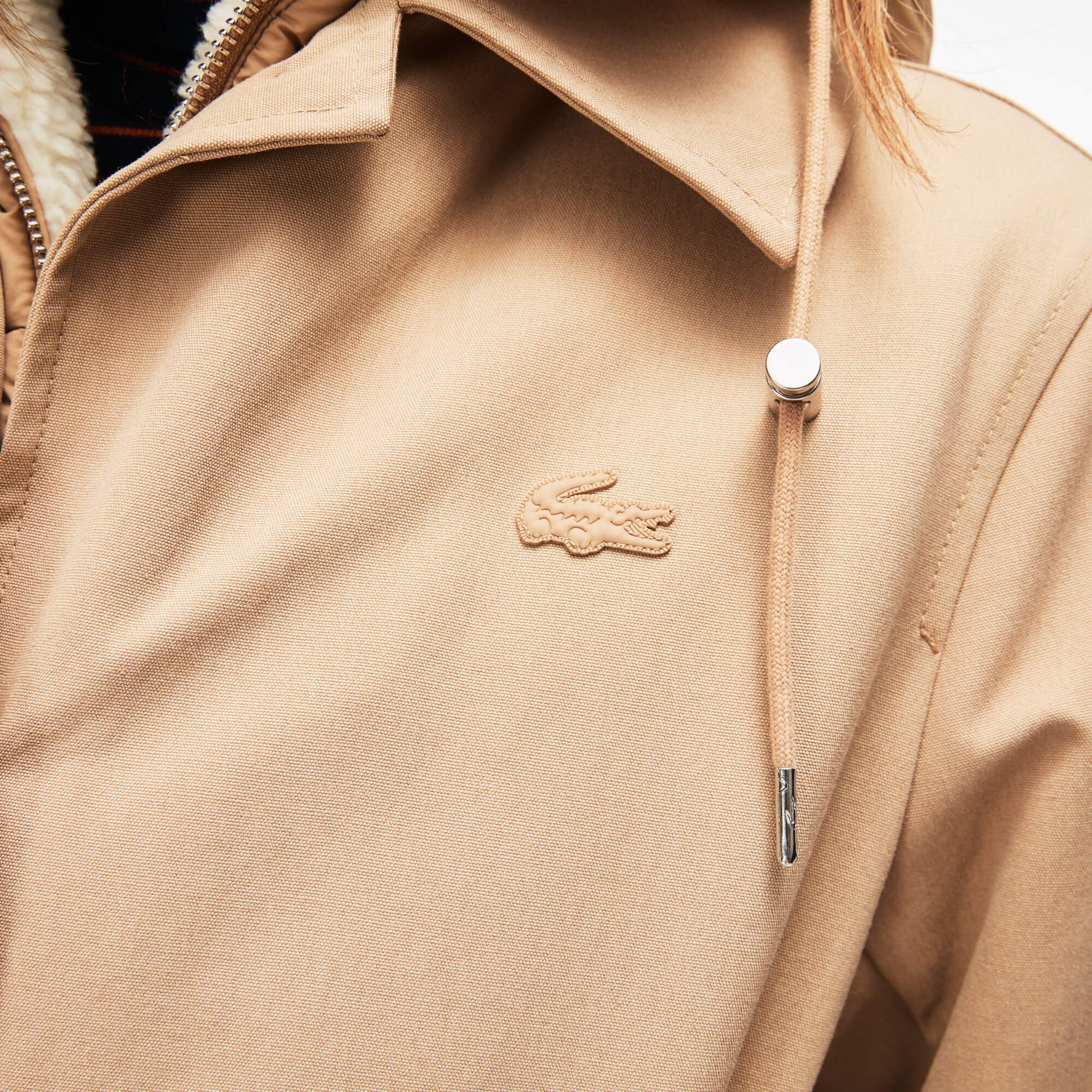 Lacoste Kadın Çıkarılabilir Kapüşonlu Ceketli Bej Mont