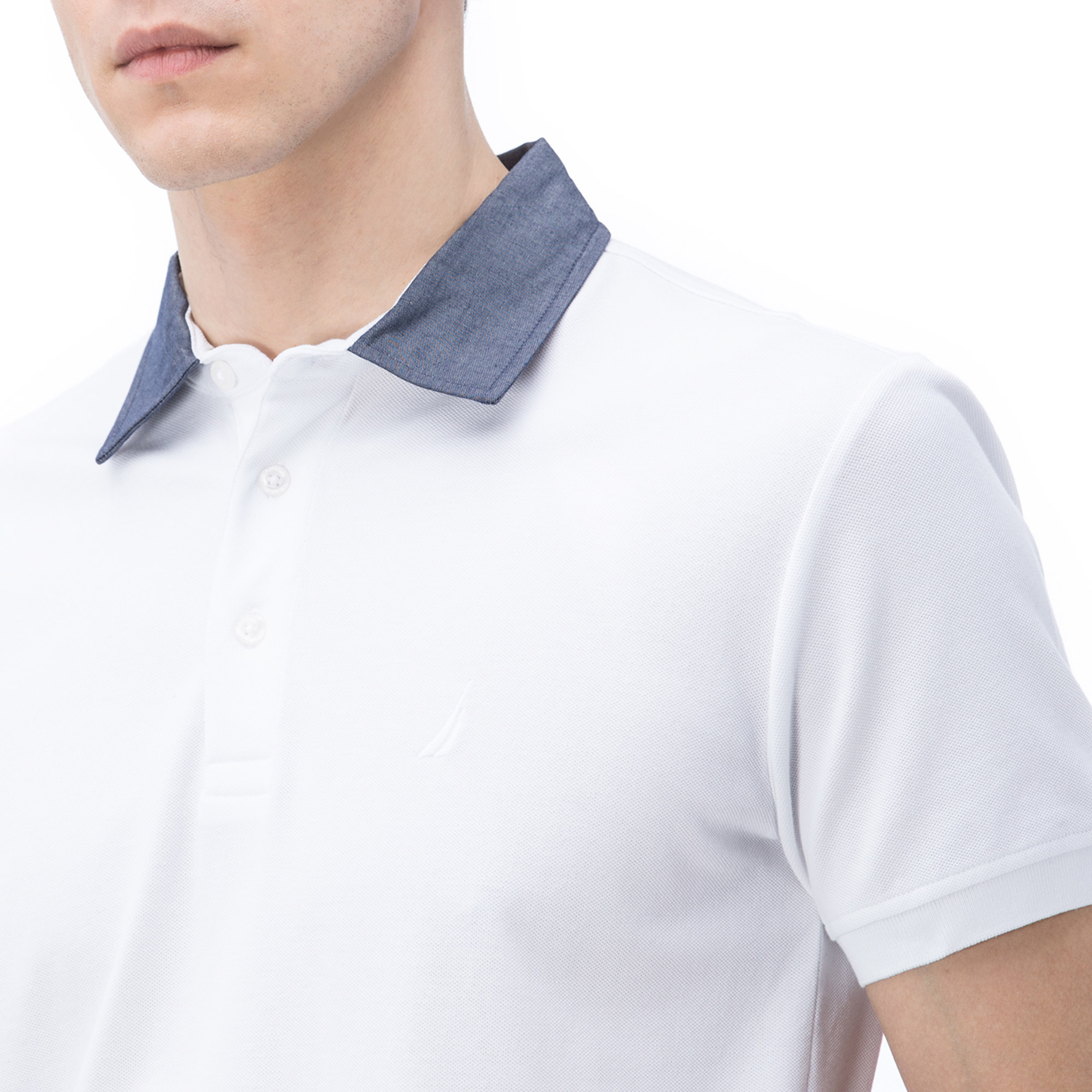 Nautica Erkek Beyaz Kısa Kollu Chambrey Yaka Slim Fit Polo