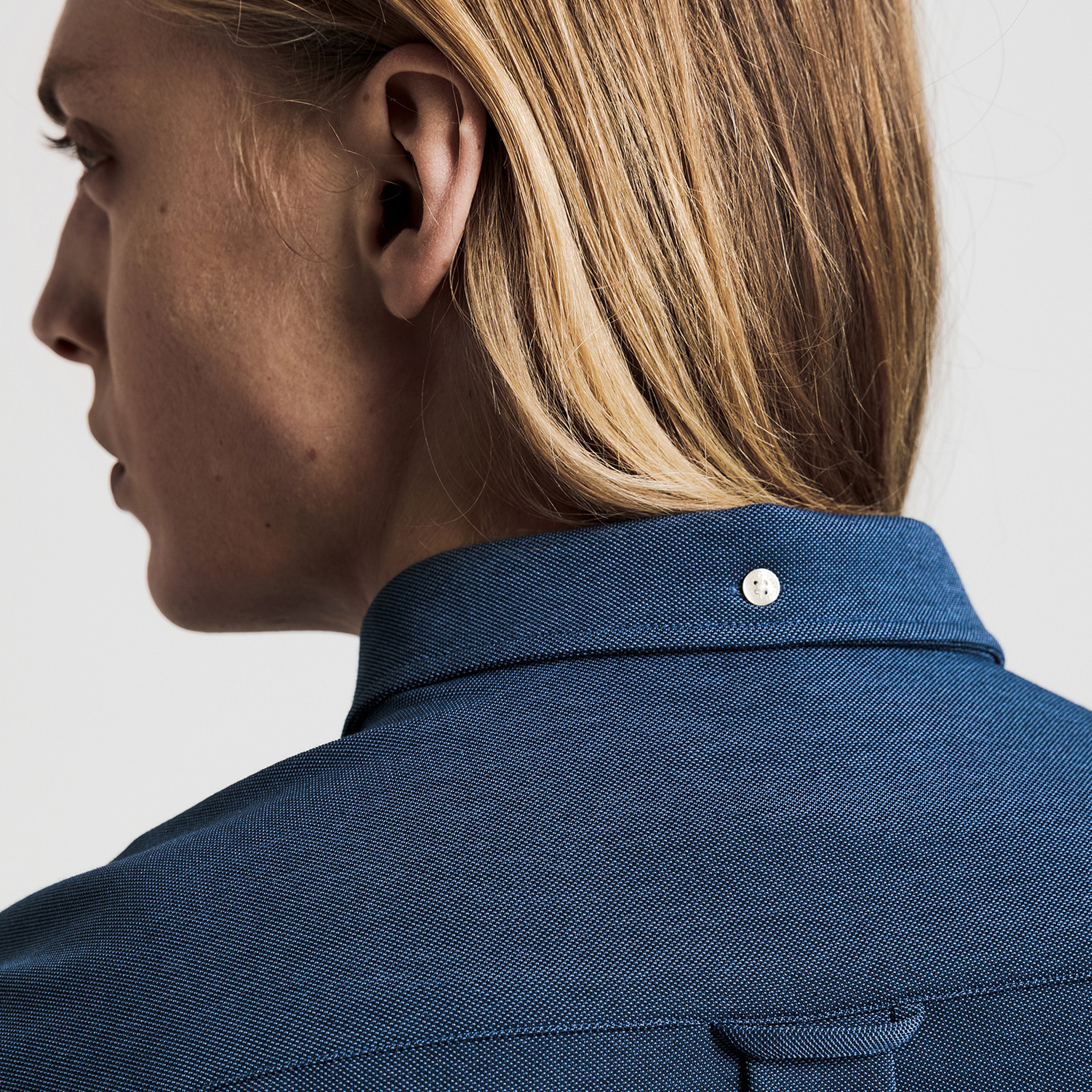 GANT Erkek  Lacivert Regular Fit Düğmeli Yaka Tech Prep Gömlek