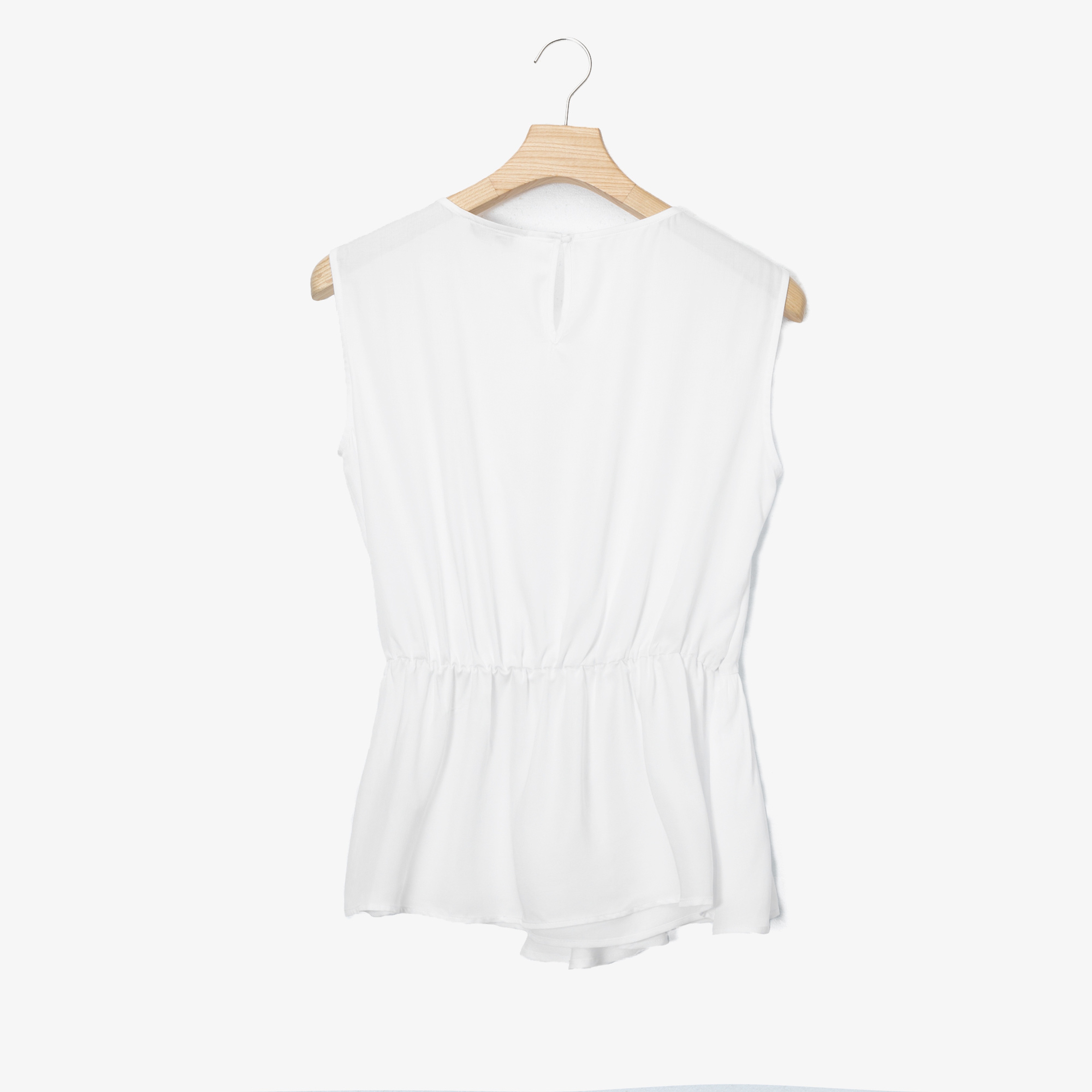 Lacoste Kadın Bisiklet Yaka Kolsuz Beyaz Bluz