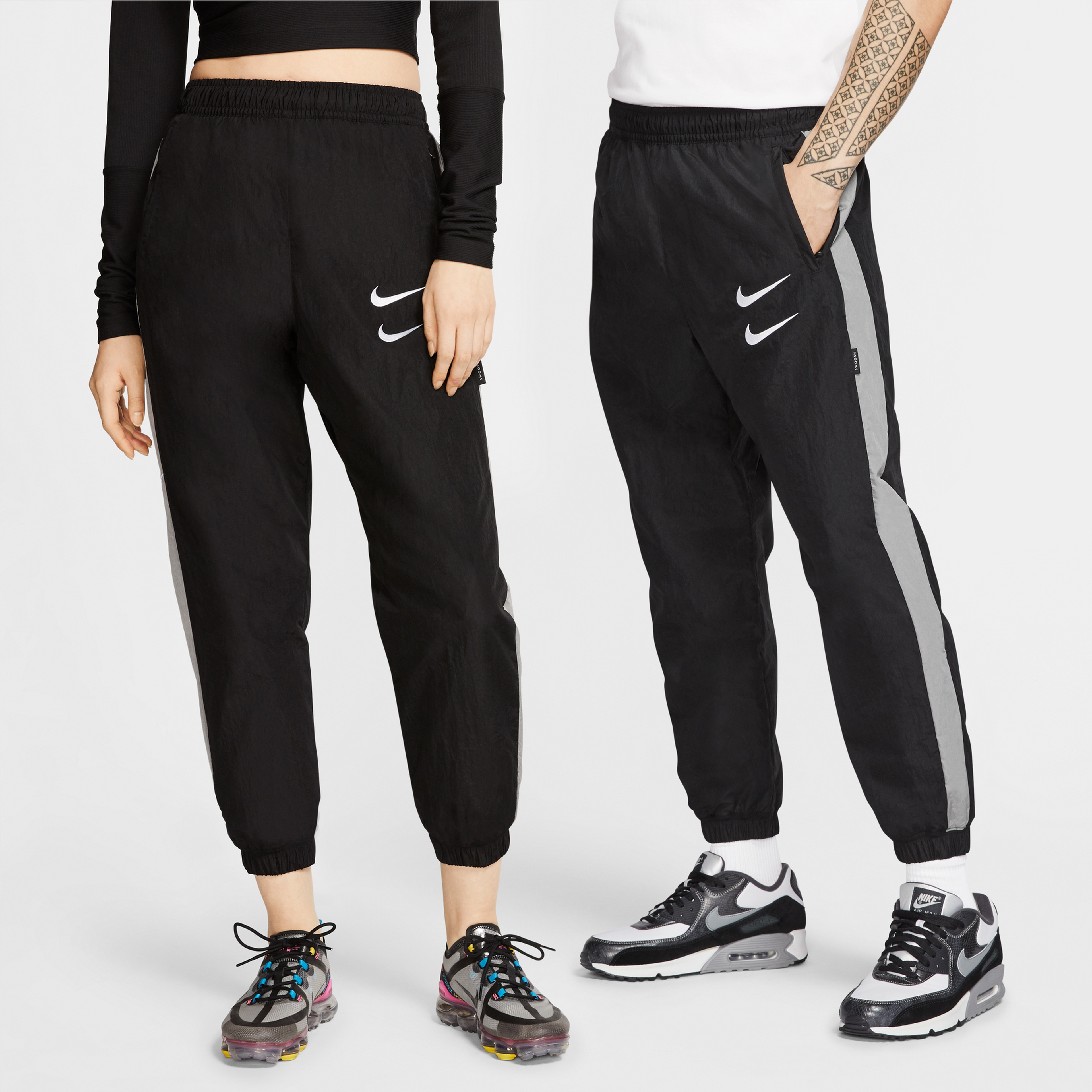 Nike Sportswear Swoosh Erkek Siyah Eşofman Altı