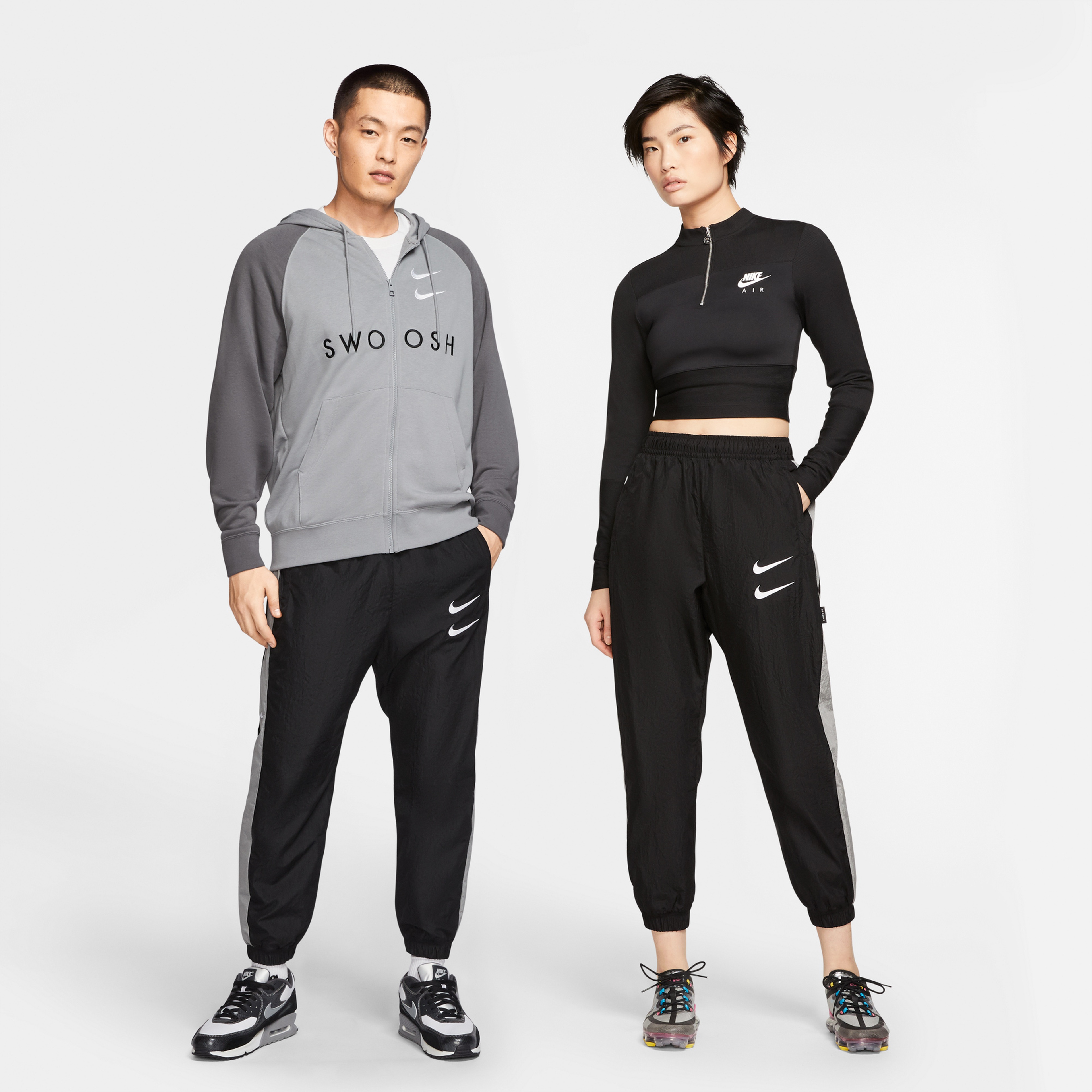 Nike Sportswear Swoosh Erkek Siyah Eşofman Altı