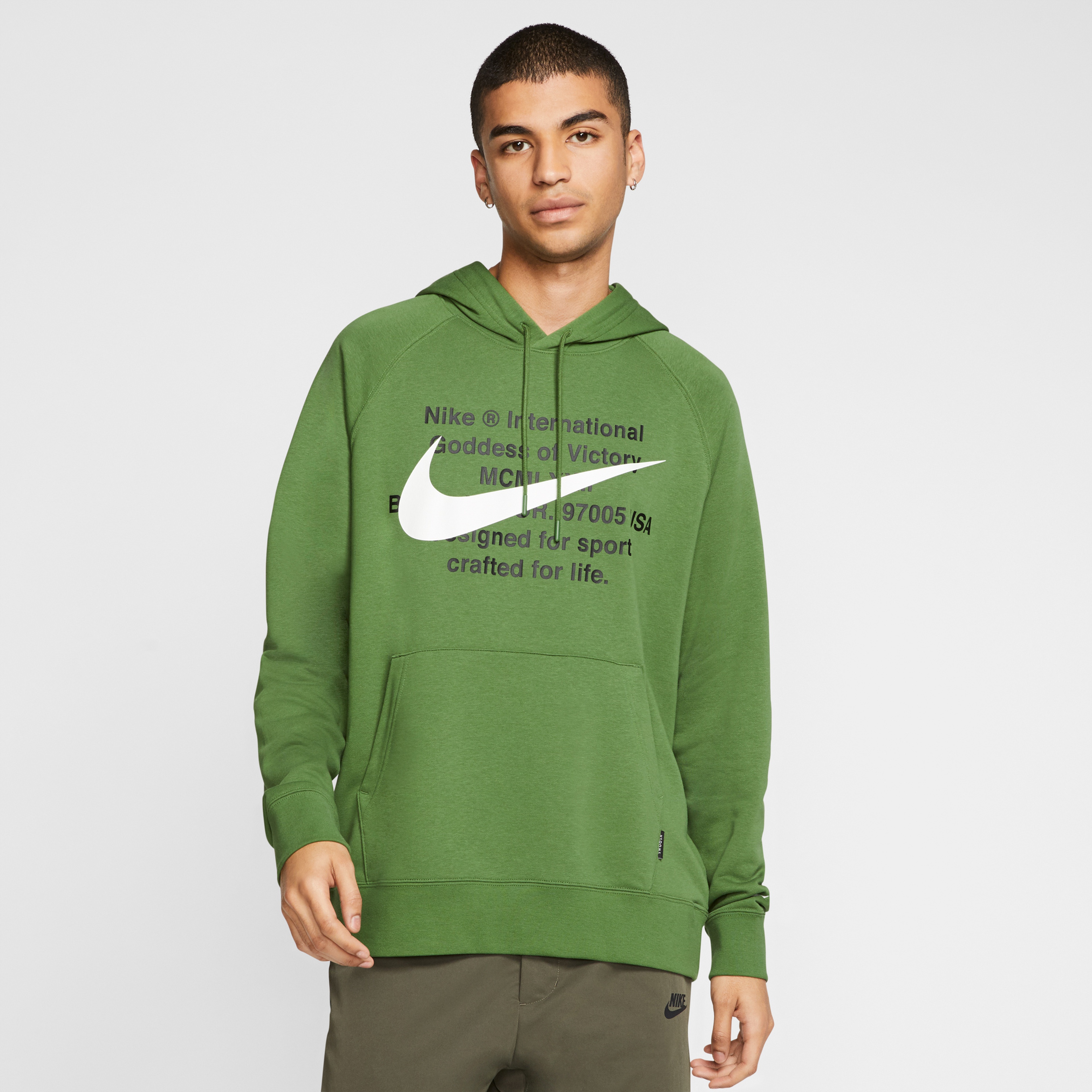 Nike Sportswear Swoosh Erkek Yeşil Kapüşonlu Sweatshirt