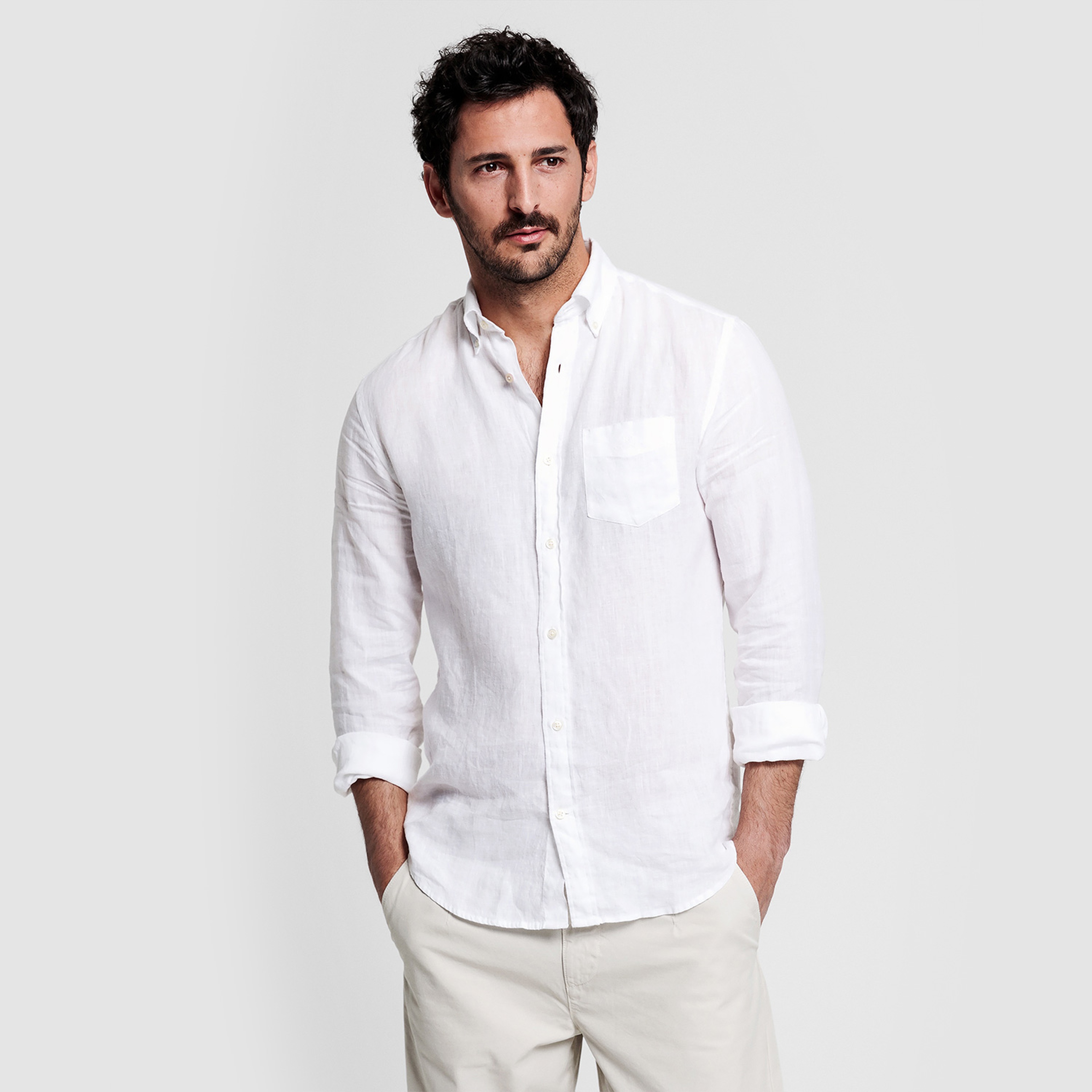 Gant Erkek Beyaz Regular Fit Düğmeli Yaka Keten Gömlek