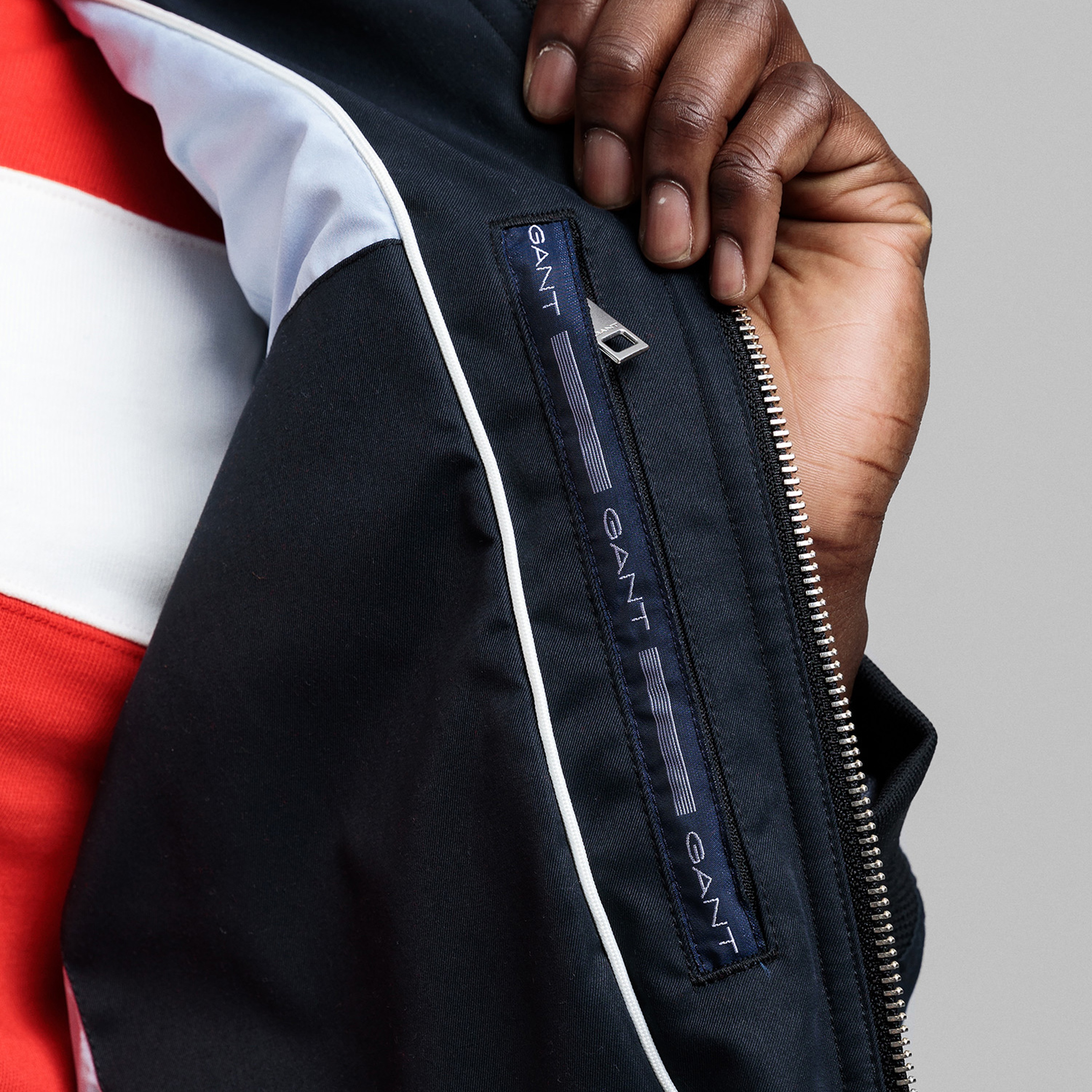 GANT Erkek Siyah Regular Fit Mont