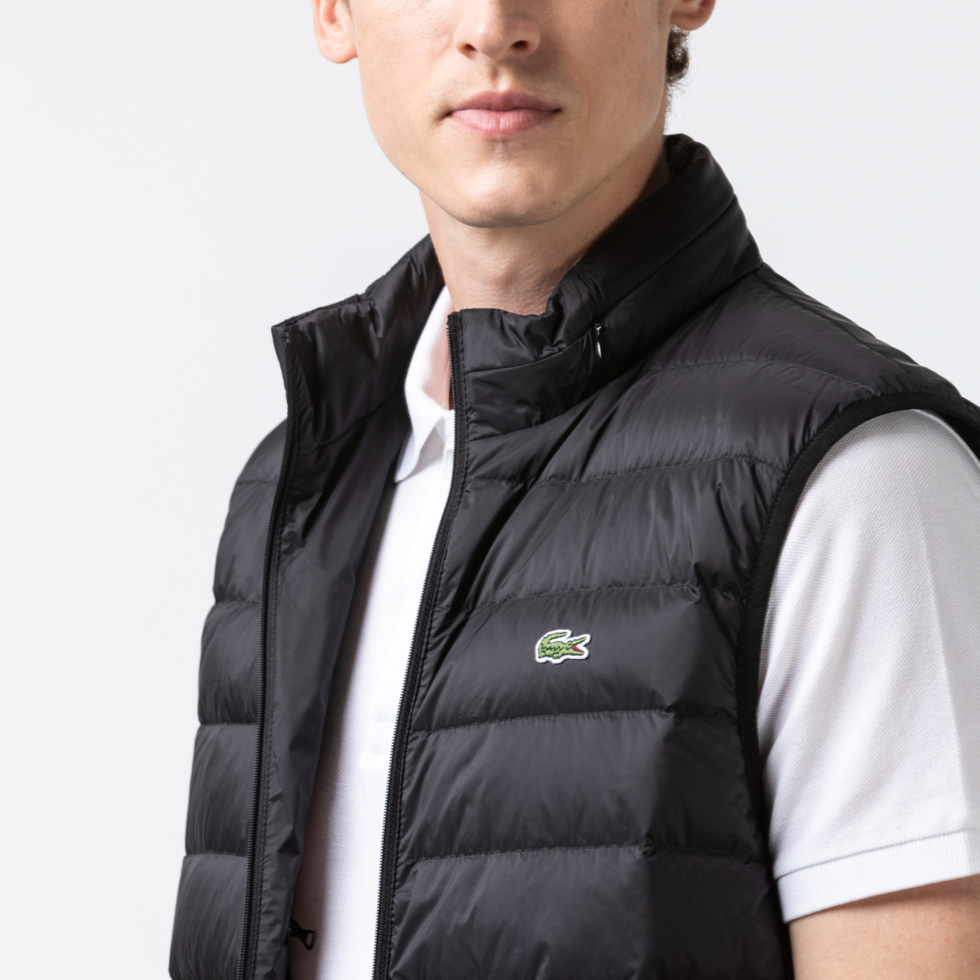 Lacoste Erkek Kapitone Dik Yaka Kolsuz Siyah Yelek Mont