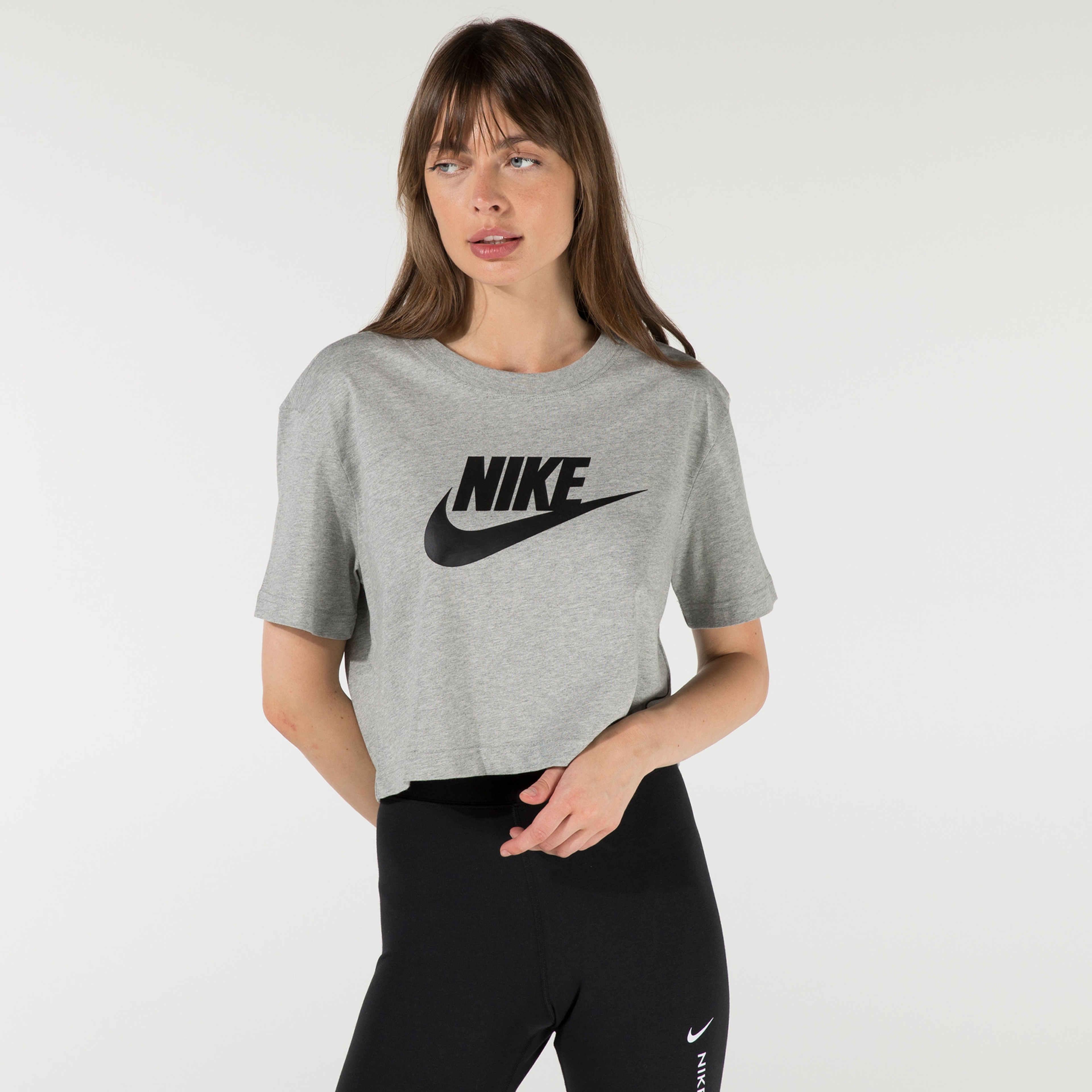 Nike Sportswear Essential Crop Kadın Gri T-Shirt