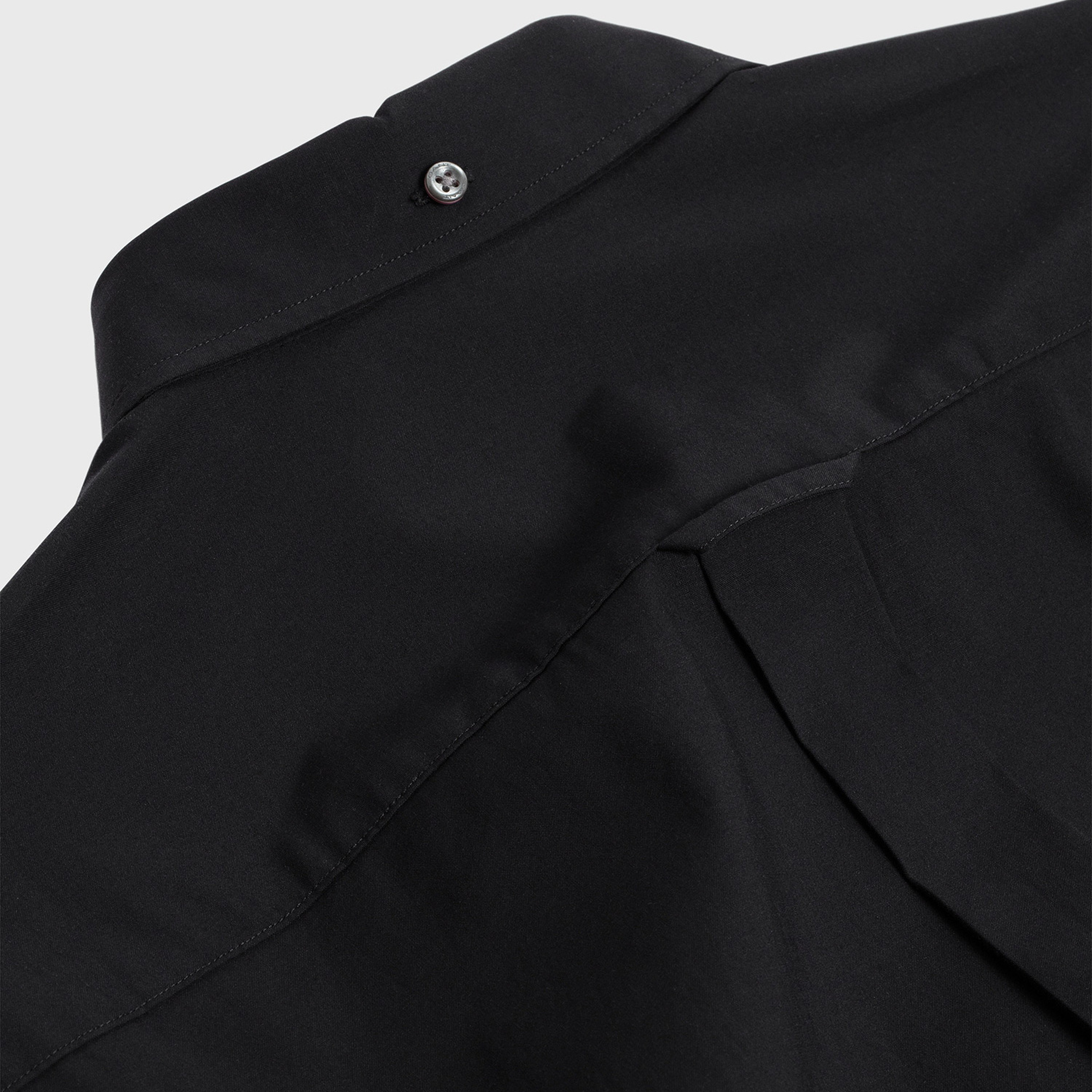 GANT Erkek Siyah Regular Fit Düğmeli Yaka Broadcloth Gömlek