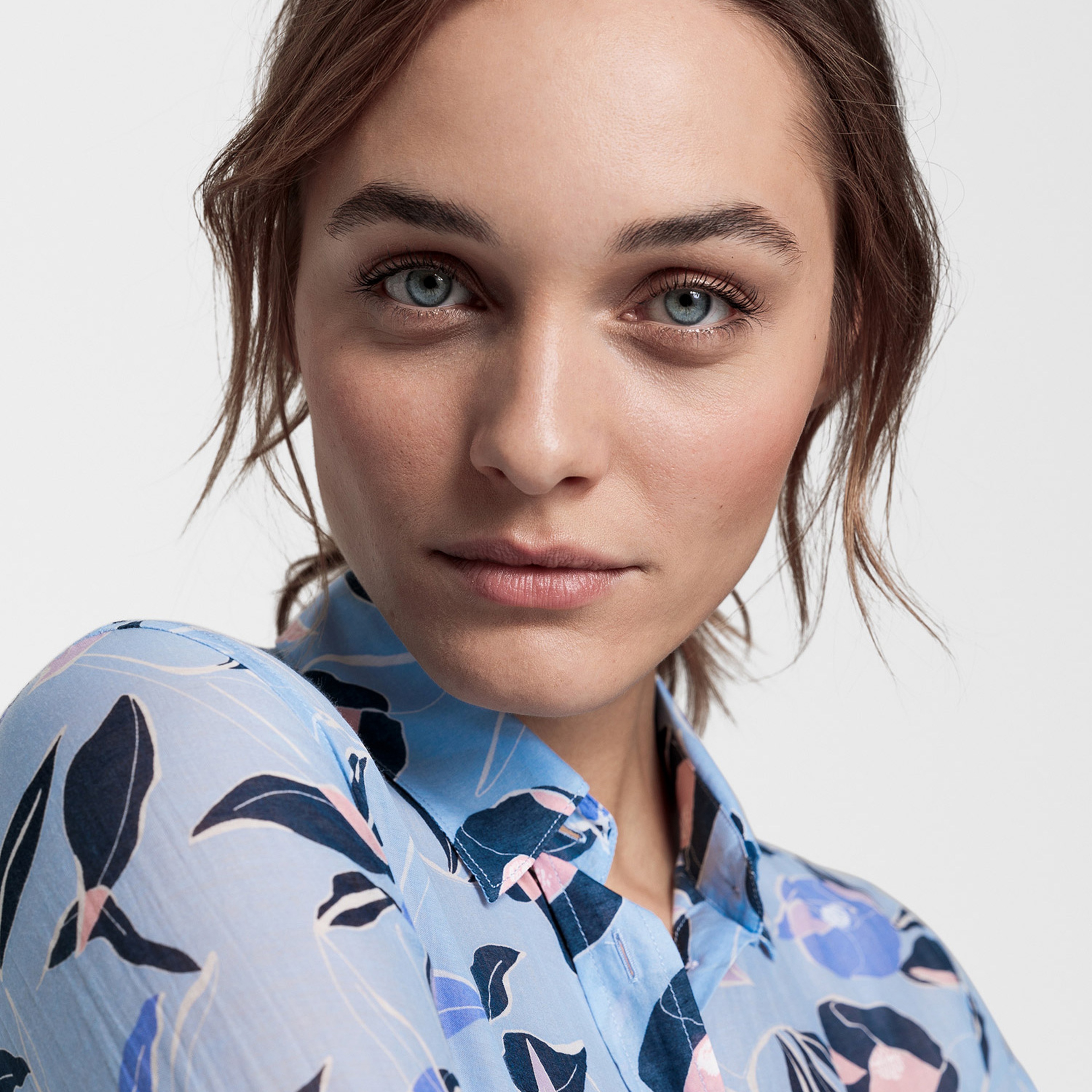 Gant Kadın Açık Mavi Regular Fit İpek Gömlek