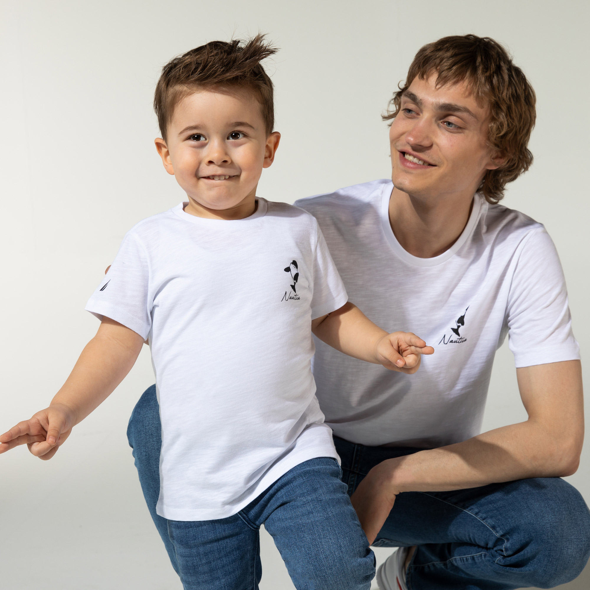 NAUTICA ERKEK ÇOCUK BEYAZ BASKILI T-SHIRT