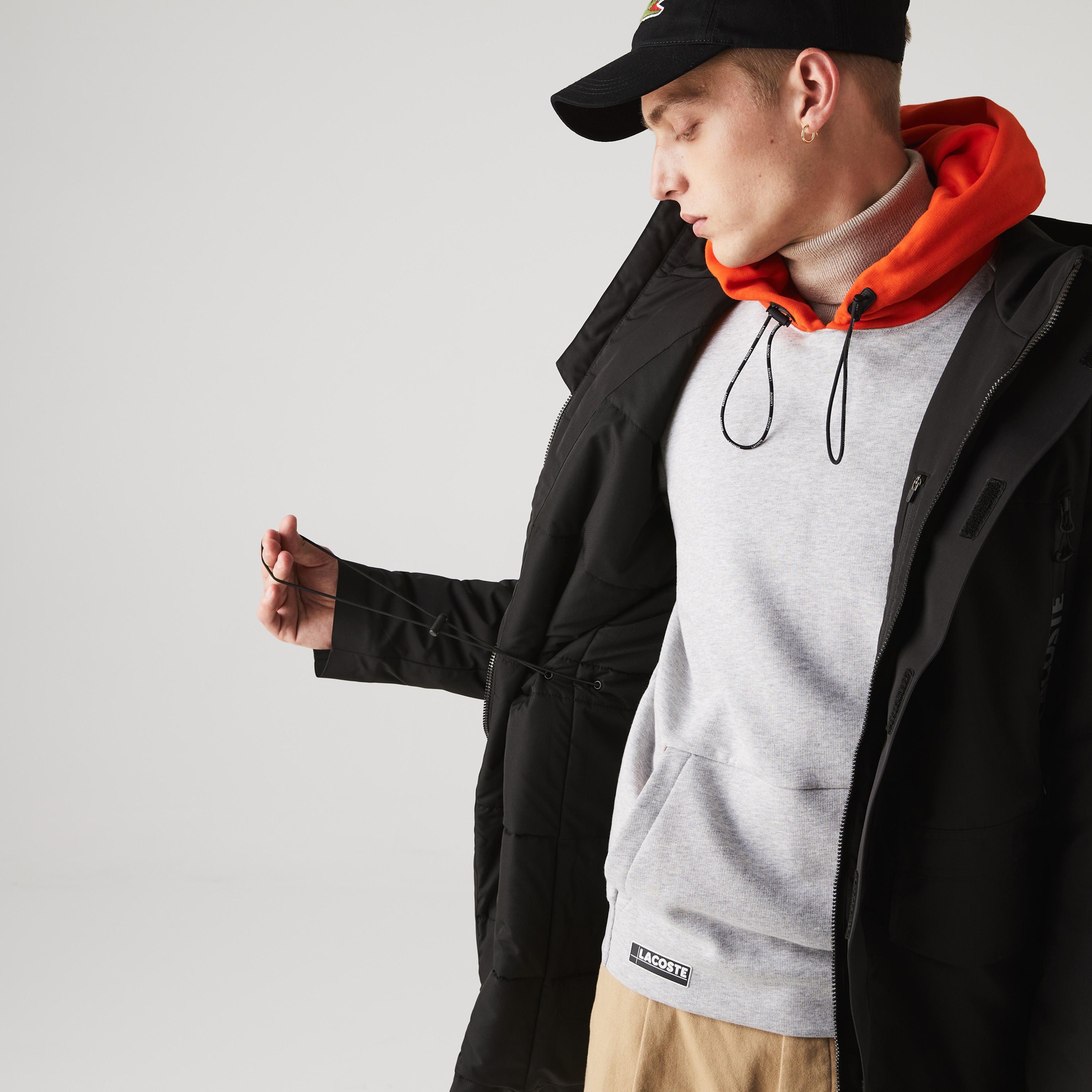 Lacoste Sport Erkek Suya Dayanıklı Baskılı Kapüşonlu Siyah Mont