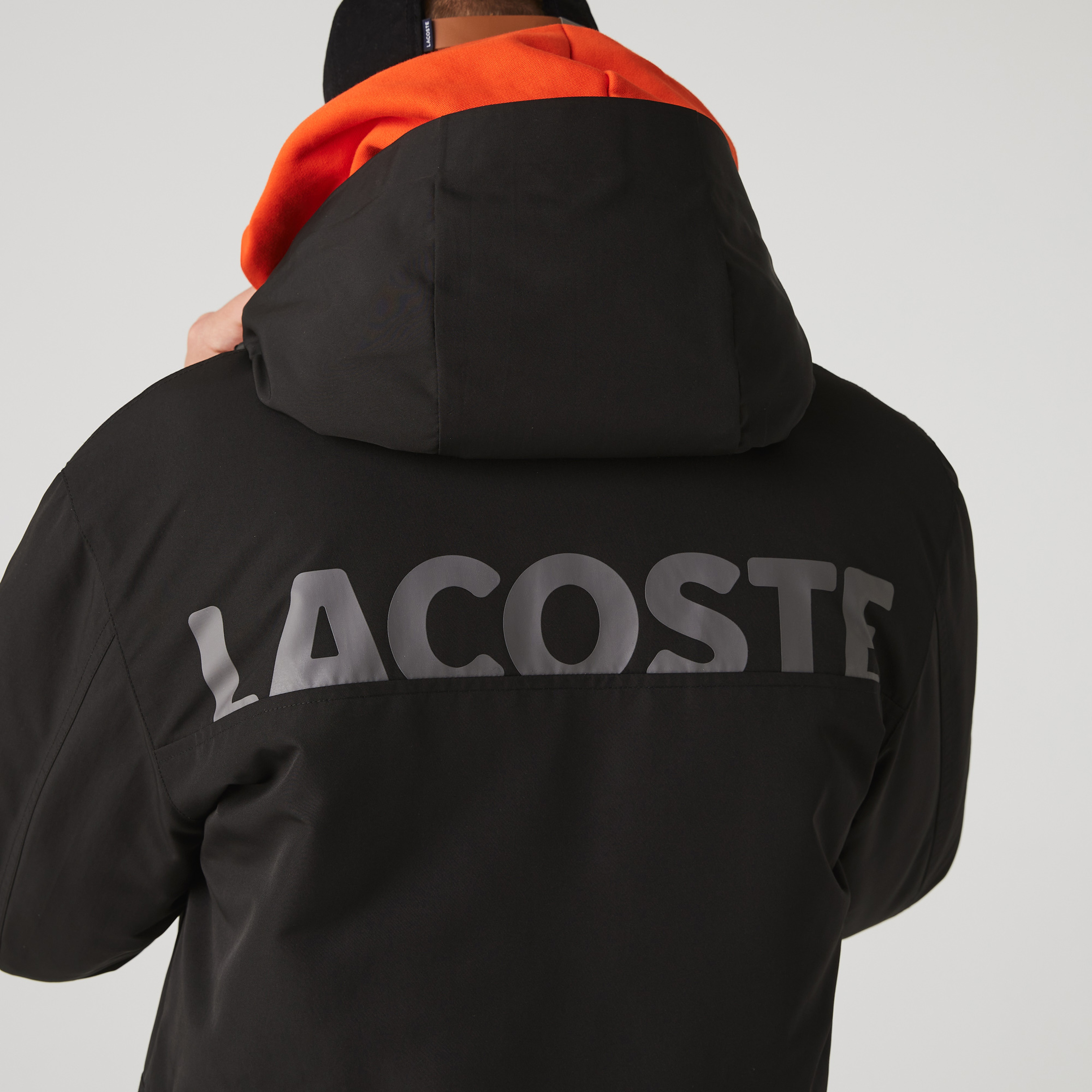 Lacoste Sport Erkek Suya Dayanıklı Baskılı Kapüşonlu Siyah Mont
