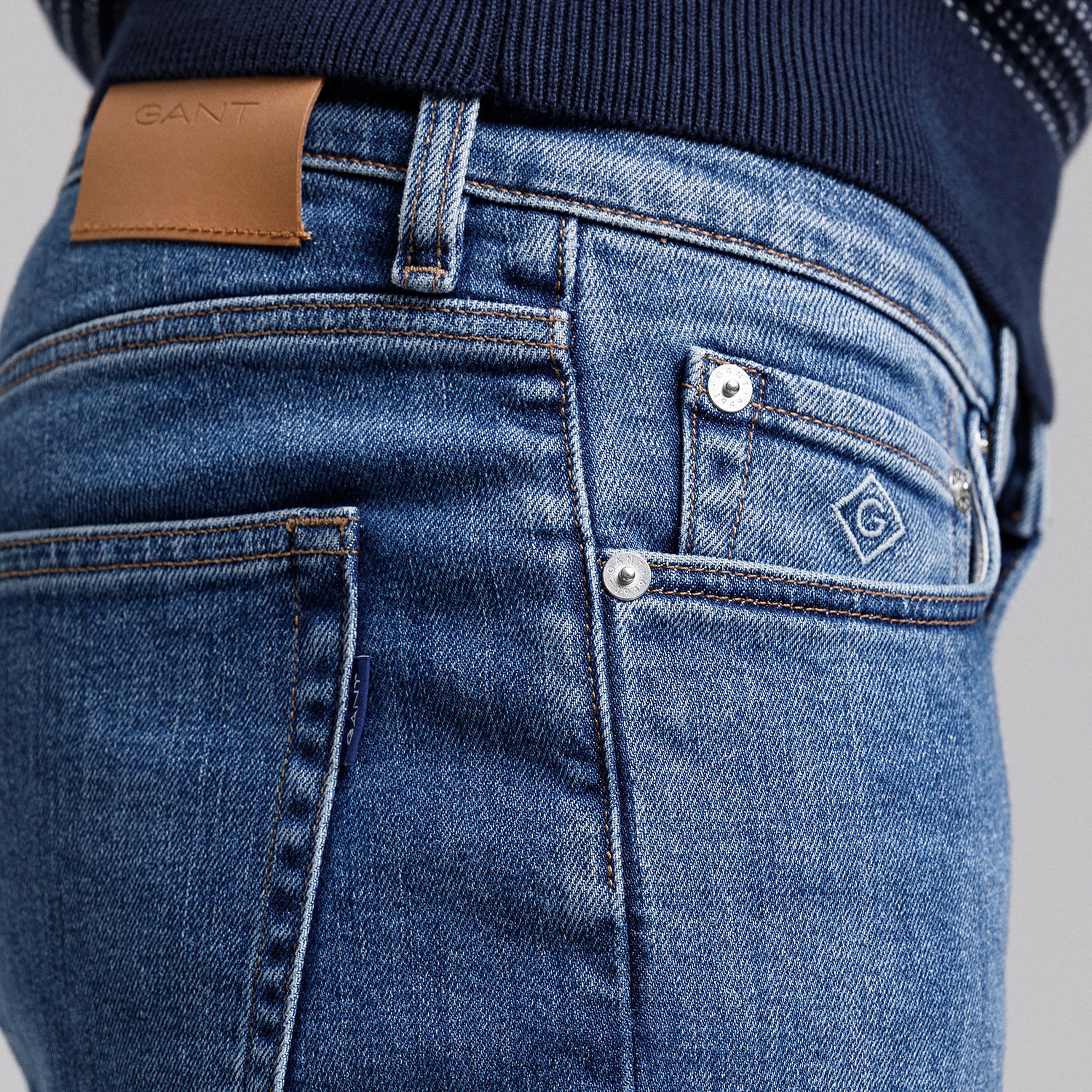 GANT Erkek Mavi Tapered Fit Jean Pantolon