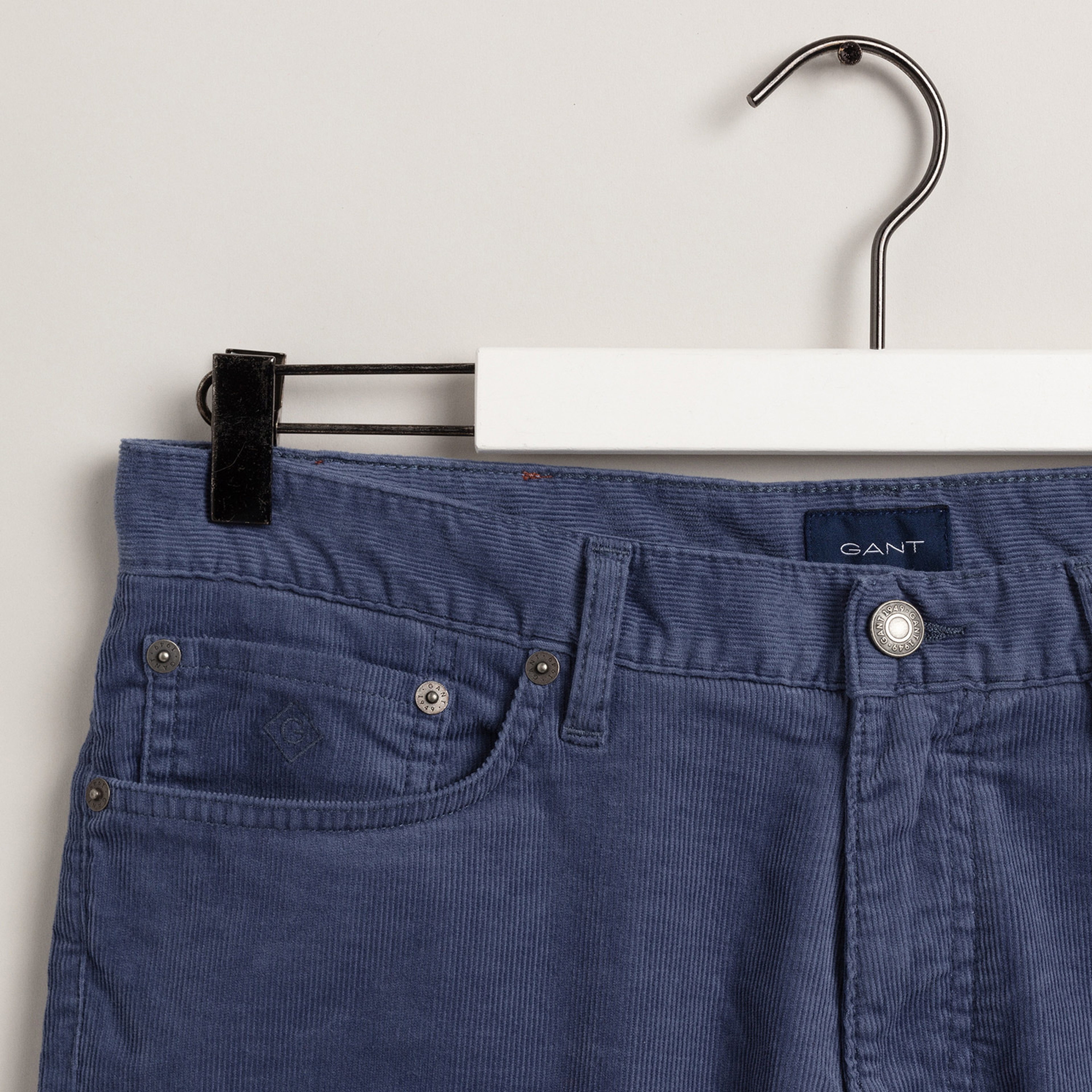 GANT Erkek Mavi Tapered Fit Pantolon