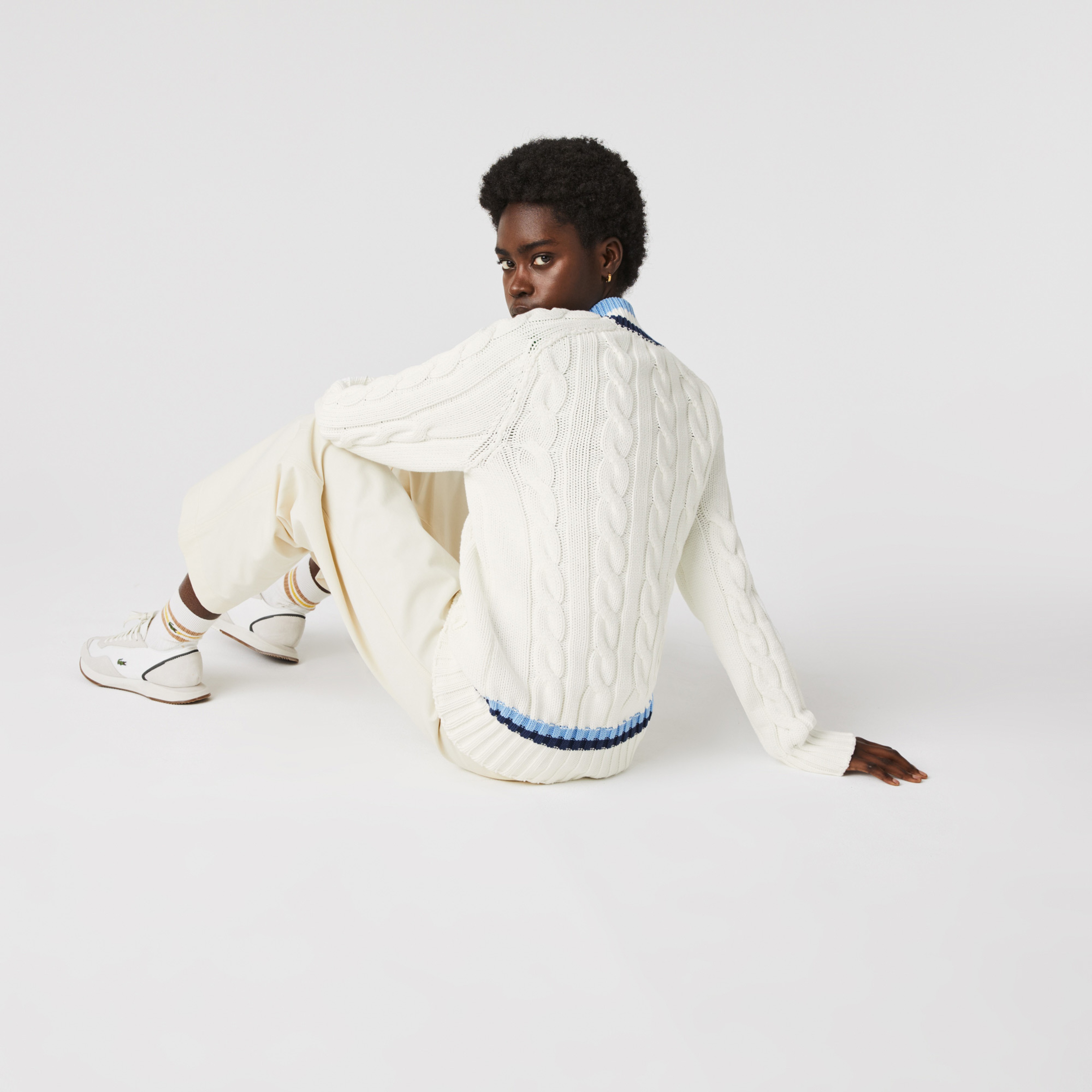 Lacoste Unisex V Yaka Desenli Beyaz Triko Kazak