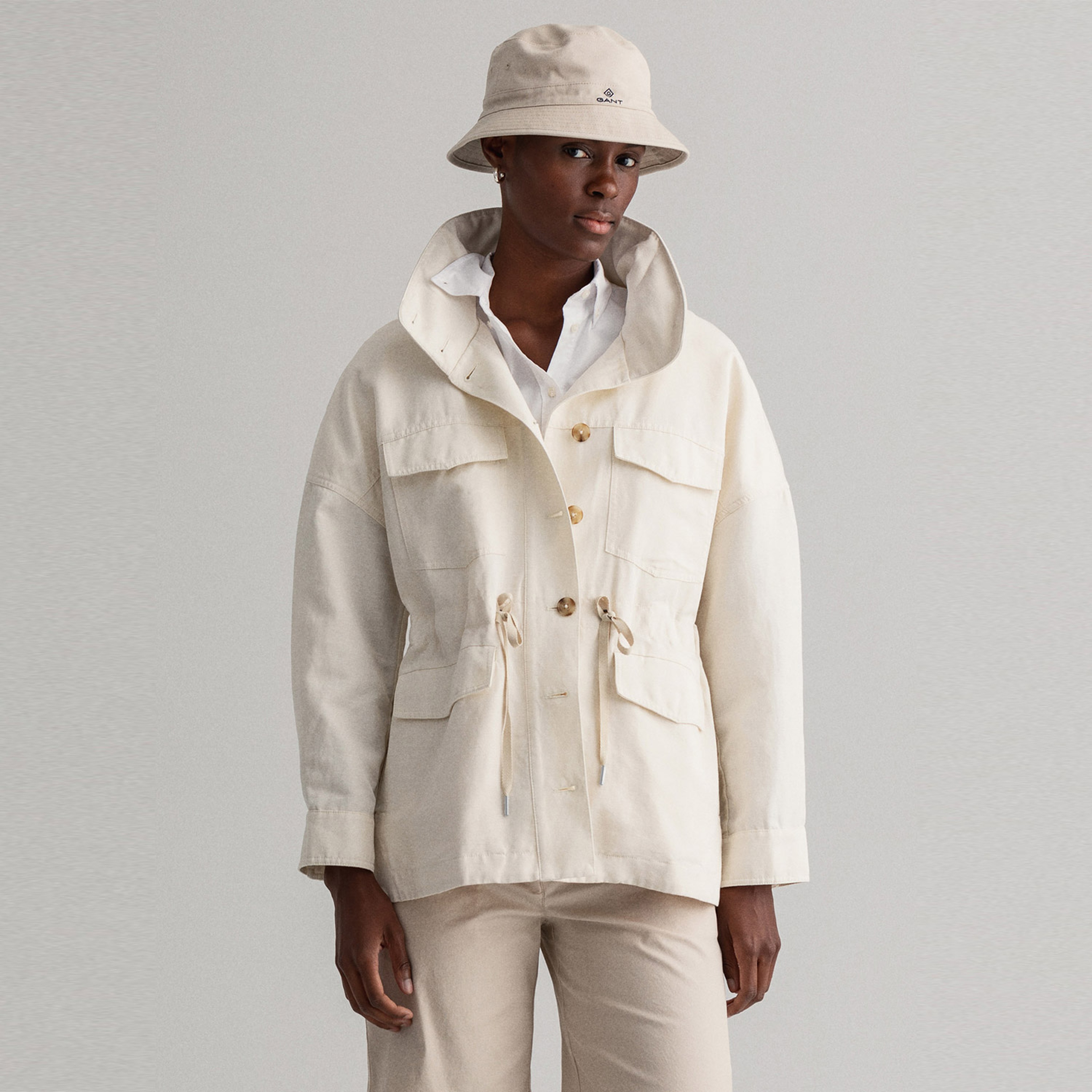 Gant Kadın Krem Mont