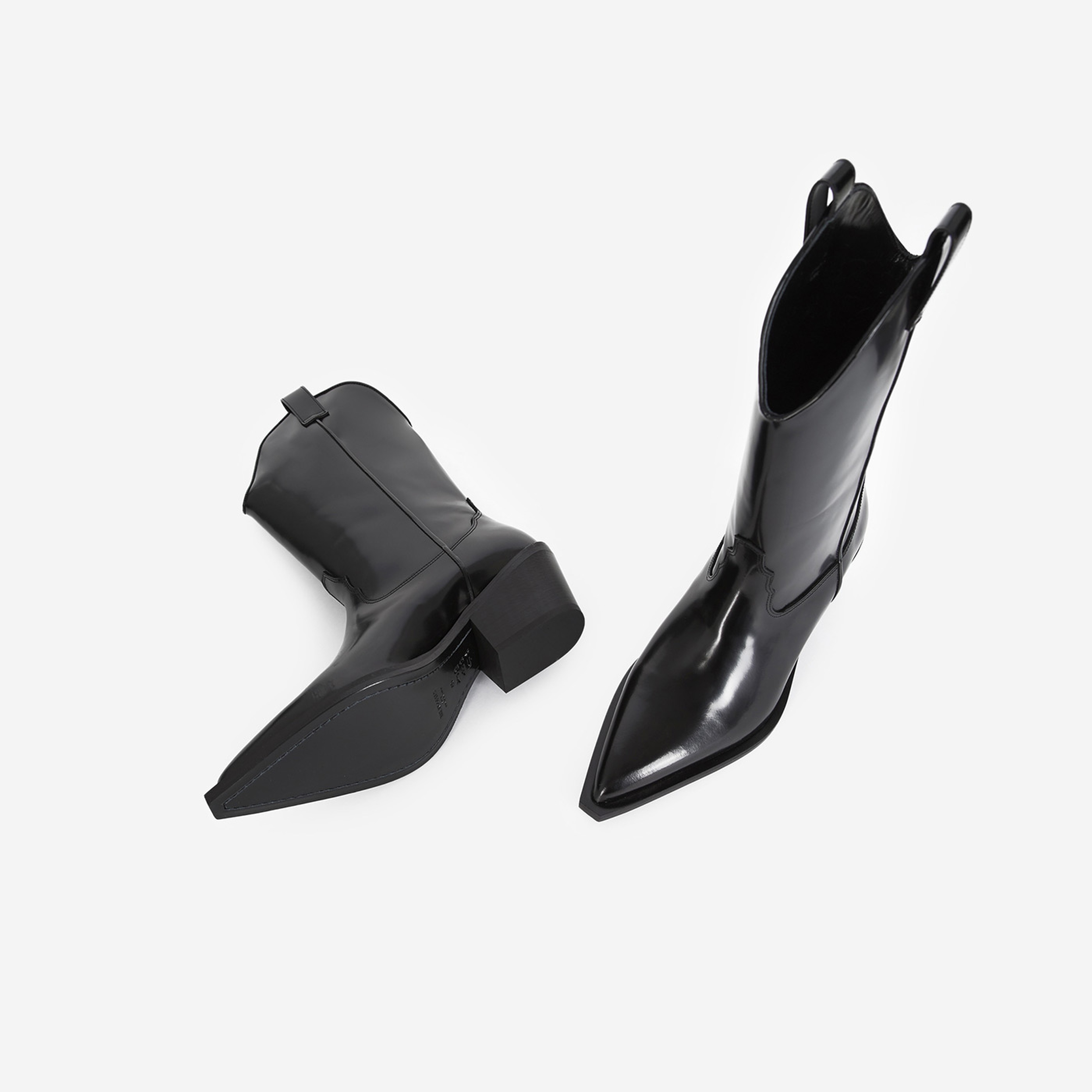 PARLAK DERİ KADIN SİYAH BOT