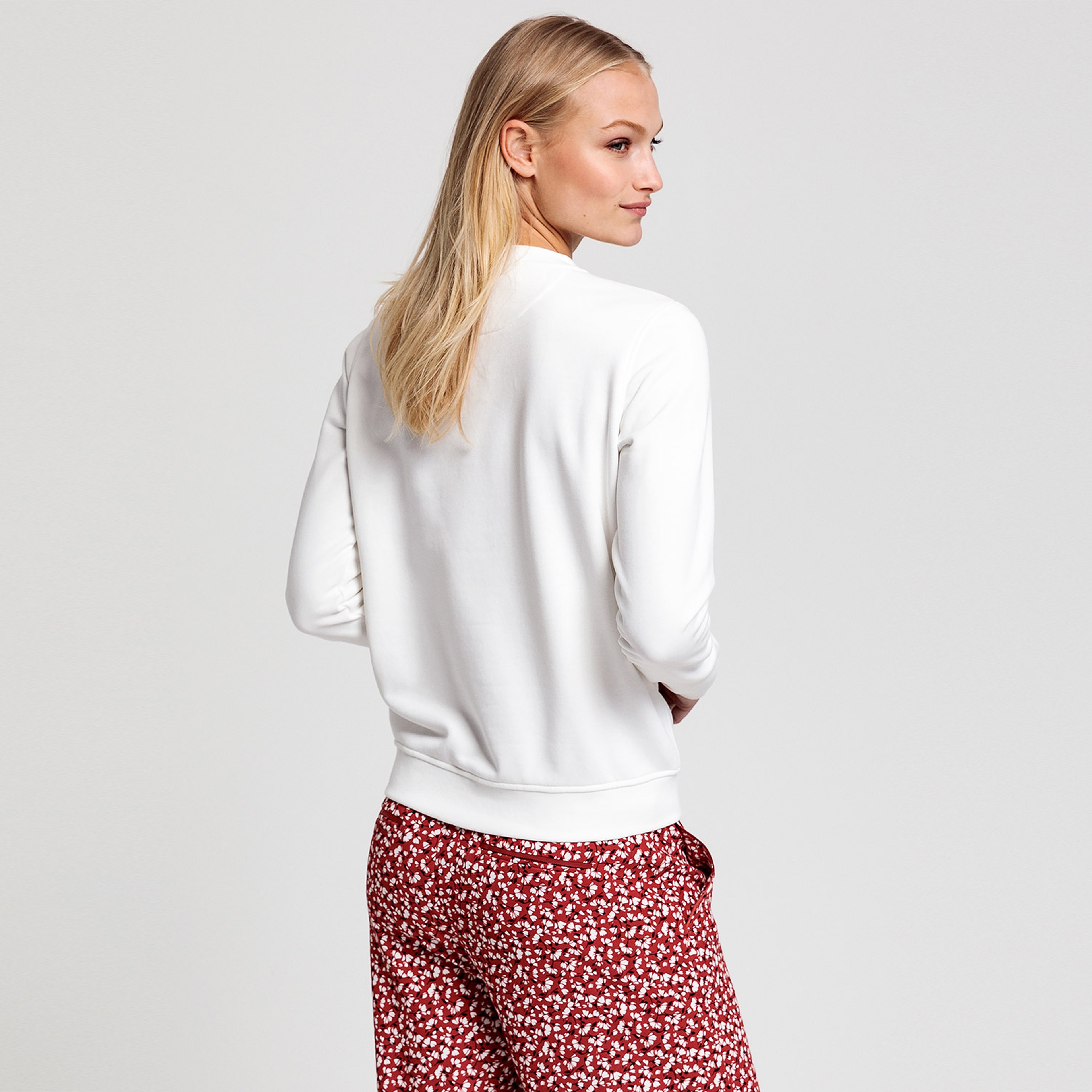 GANT Kadın Krem Sweatshirt