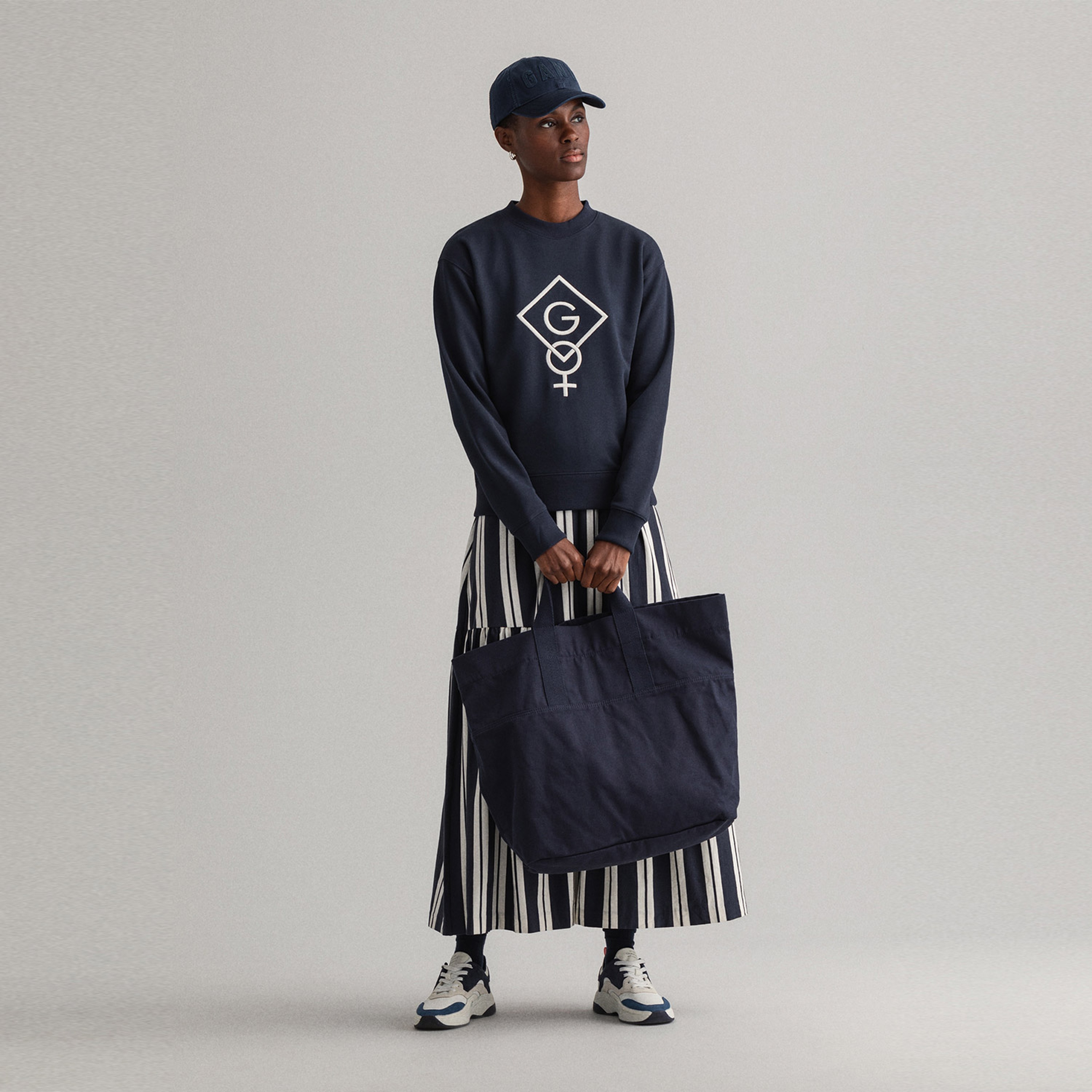 Gant Kadın Lacivert Sweatshirt