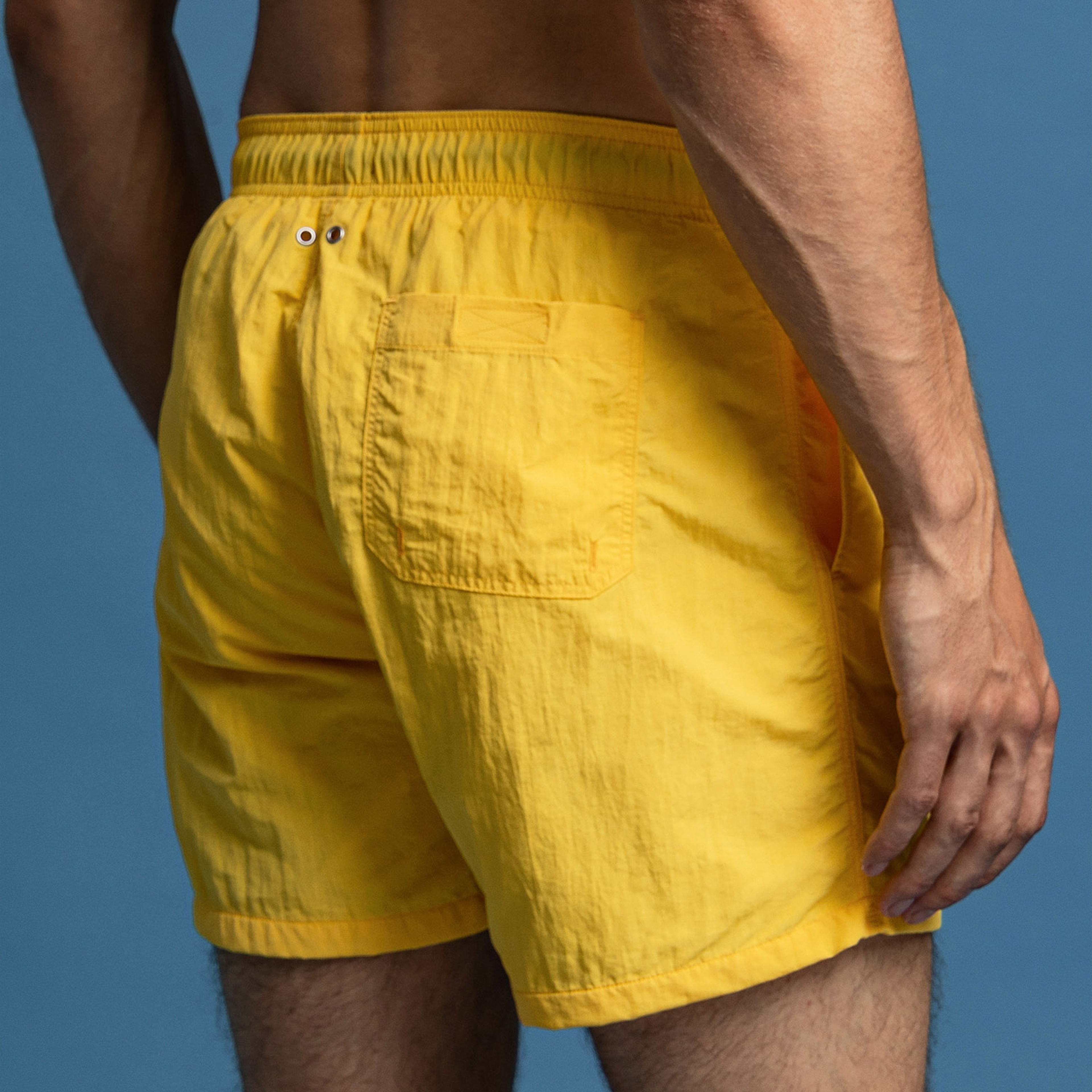 GANT Erkek Sarı Mayo Şort