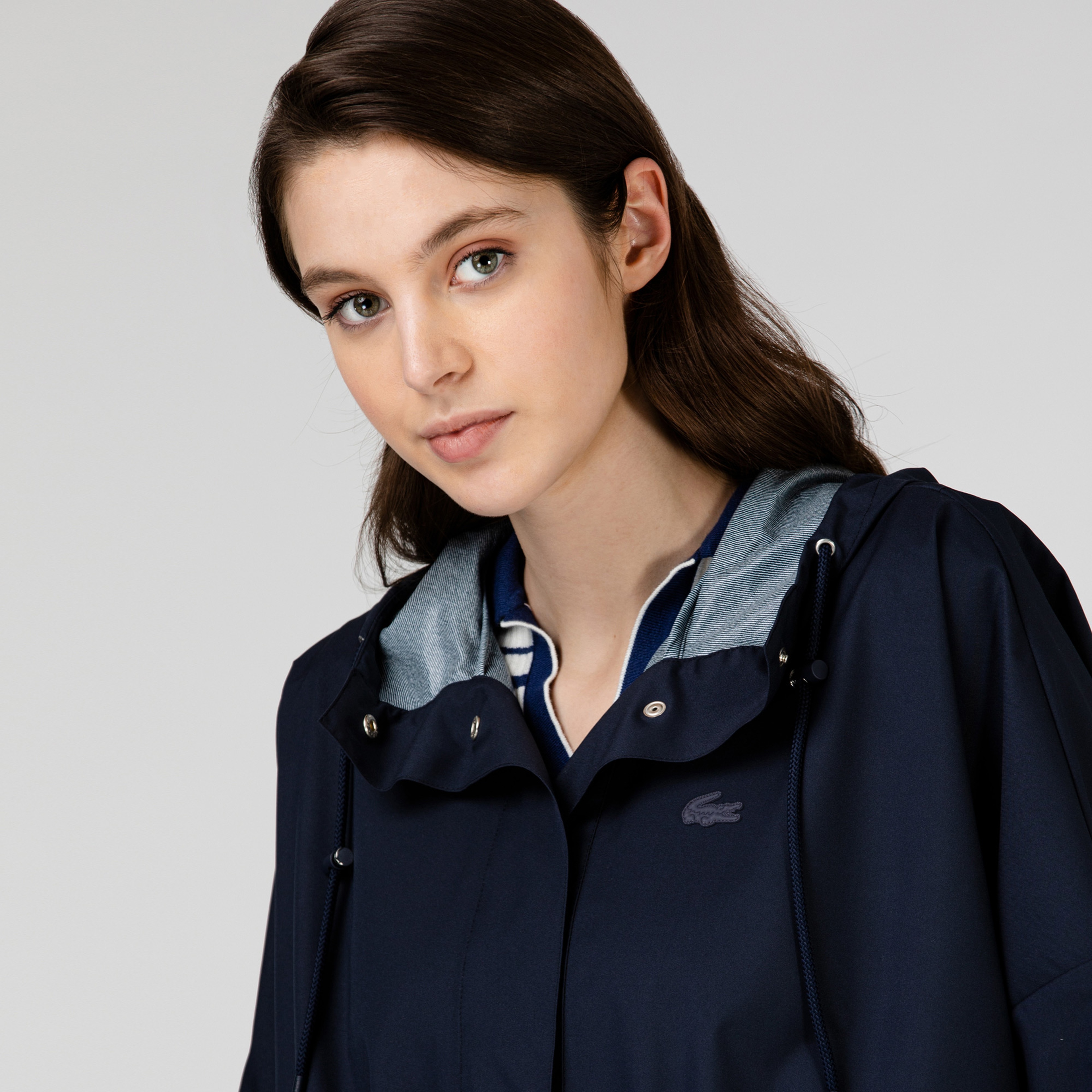 Lacoste Kadın Kapüşonlu Katlanabilir Lacivert Mont