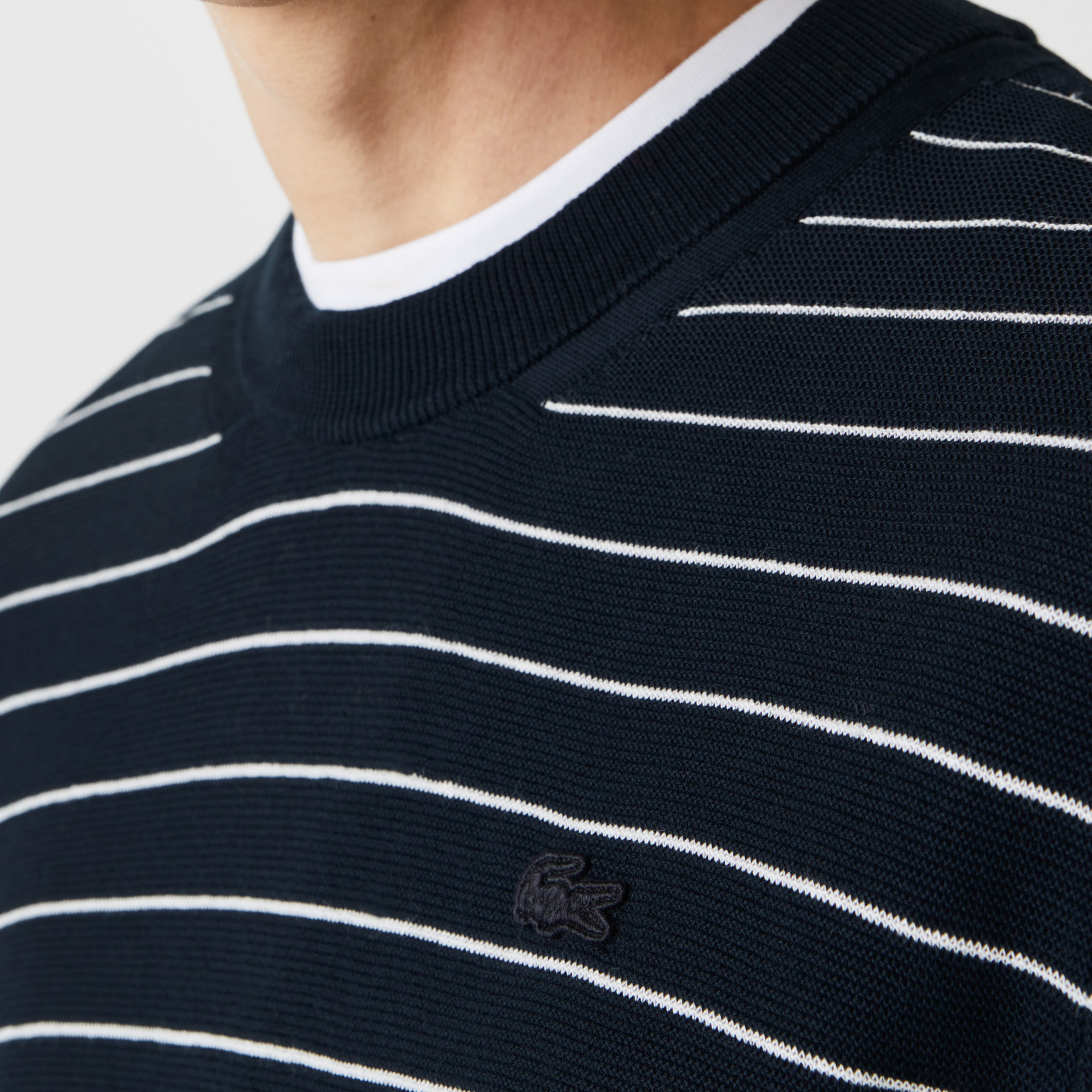 Lacoste Erkek Bisiklet Yaka Çizgili Lacivert - Beyaz Triko Kazak