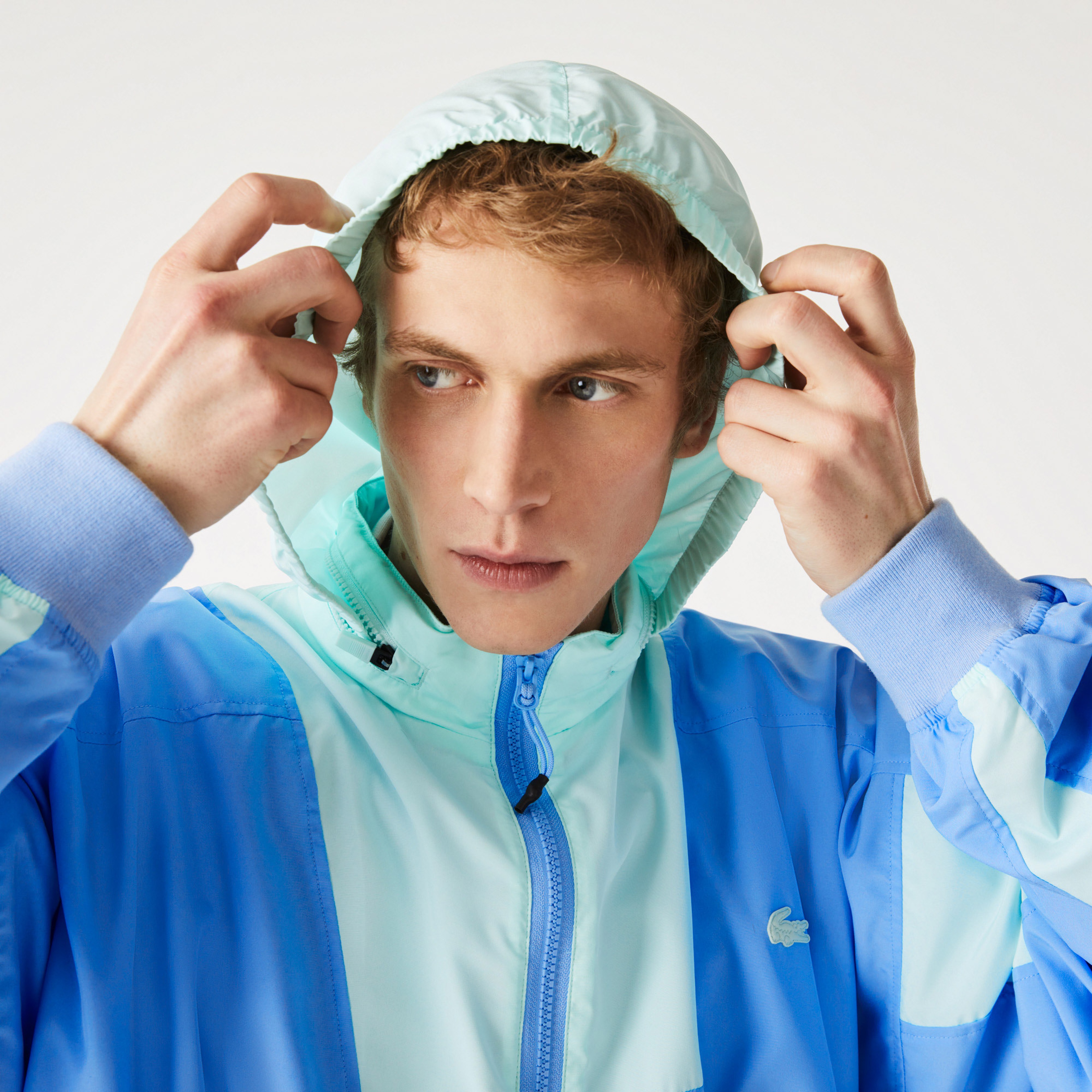 Lacoste Erkek Dik Yaka Renk Bloklu Fermuarlı Kapüşonlu Mavi - Açık Yeşil Rüzgarlık