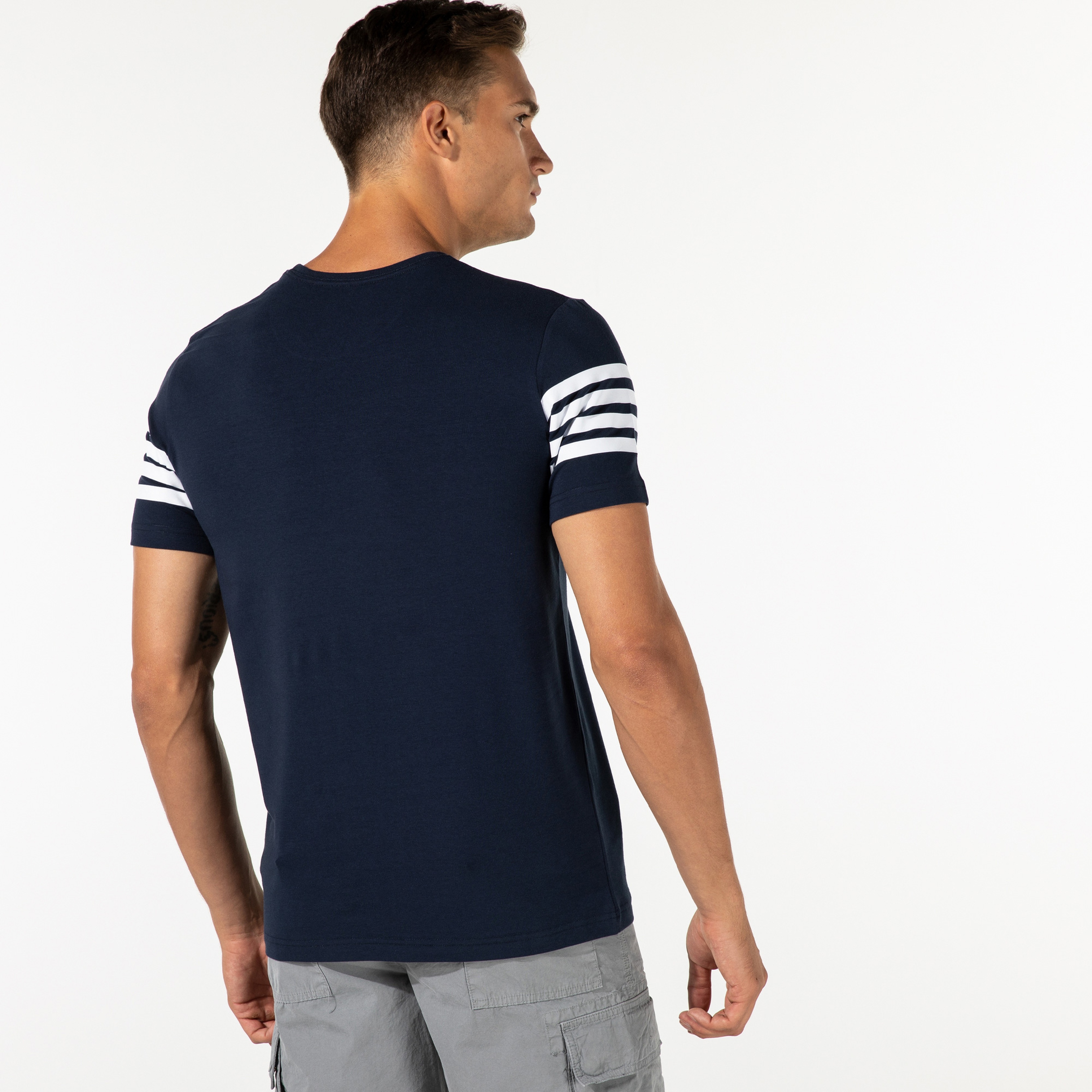 NAUTICA ERKEK LACİVERT ÇİZGİLİ KISA KOLLU T-SHIRT