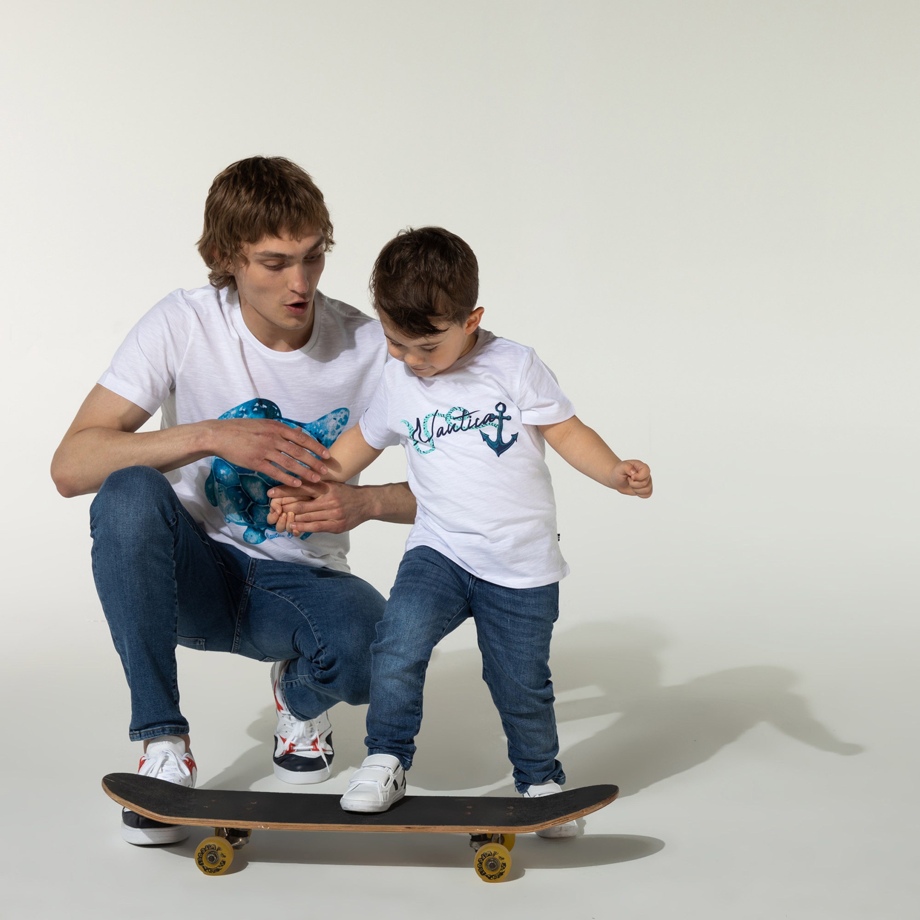 NAUTICA ERKEK ÇOCUK BEYAZ BASKILI T-SHIRT
