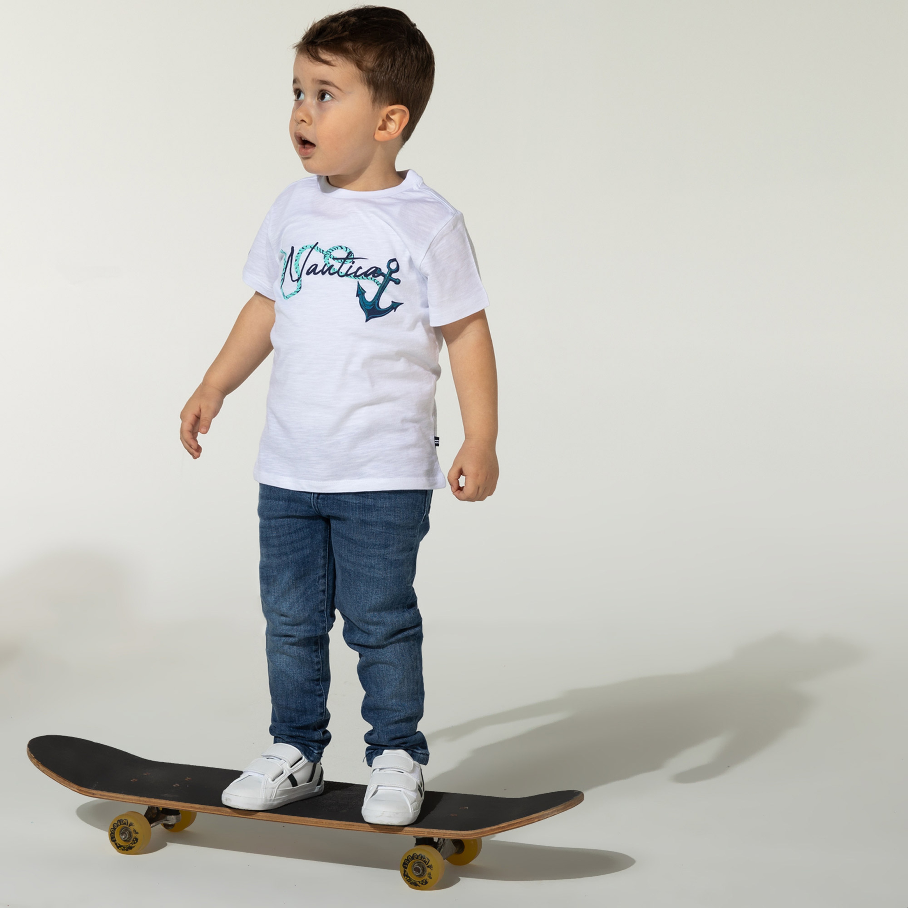 NAUTICA ERKEK ÇOCUK BEYAZ BASKILI T-SHIRT