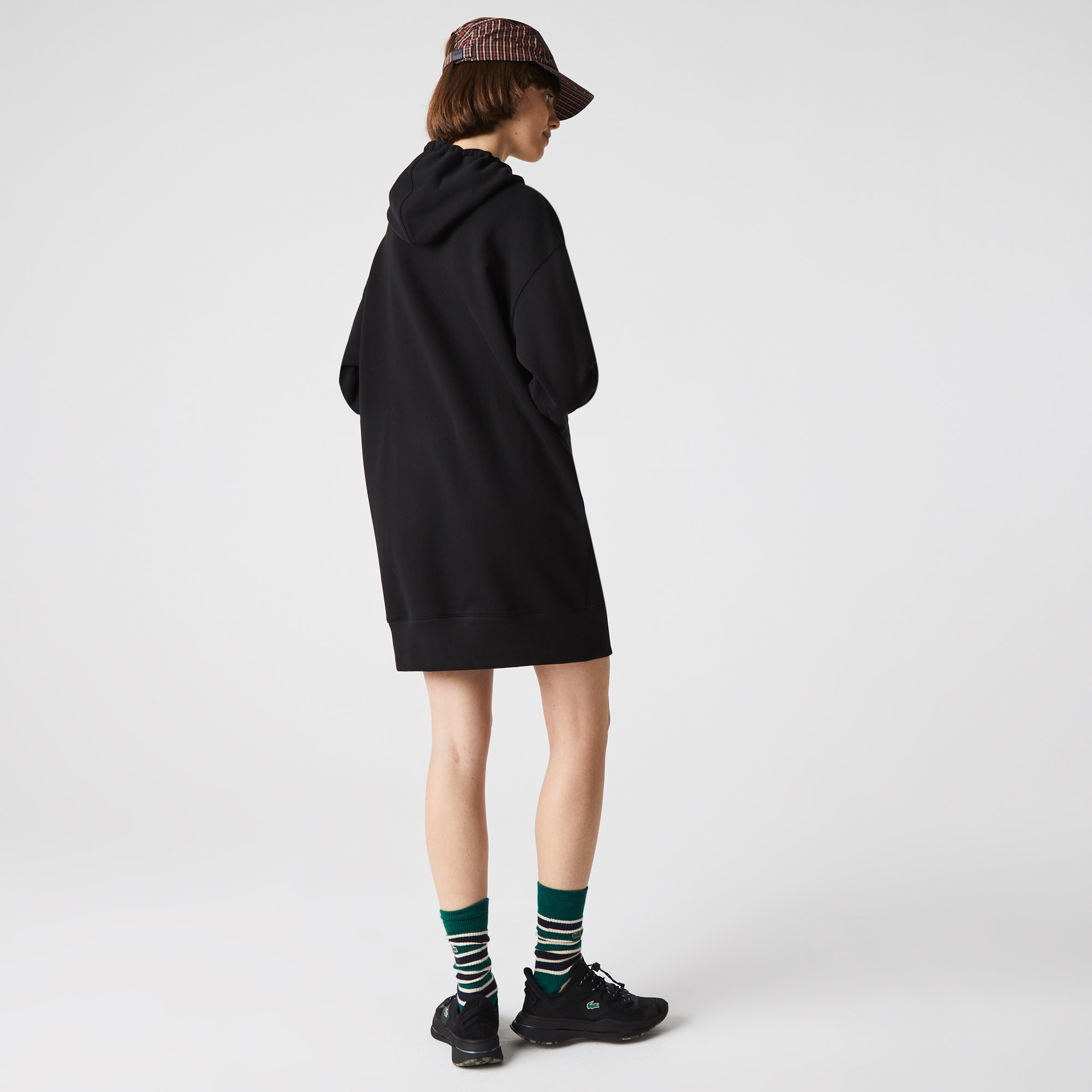 Lacoste L!VE Kadın Loose Fit Uzun Kollu Kapüşonlu Oversize Siyah Elbise