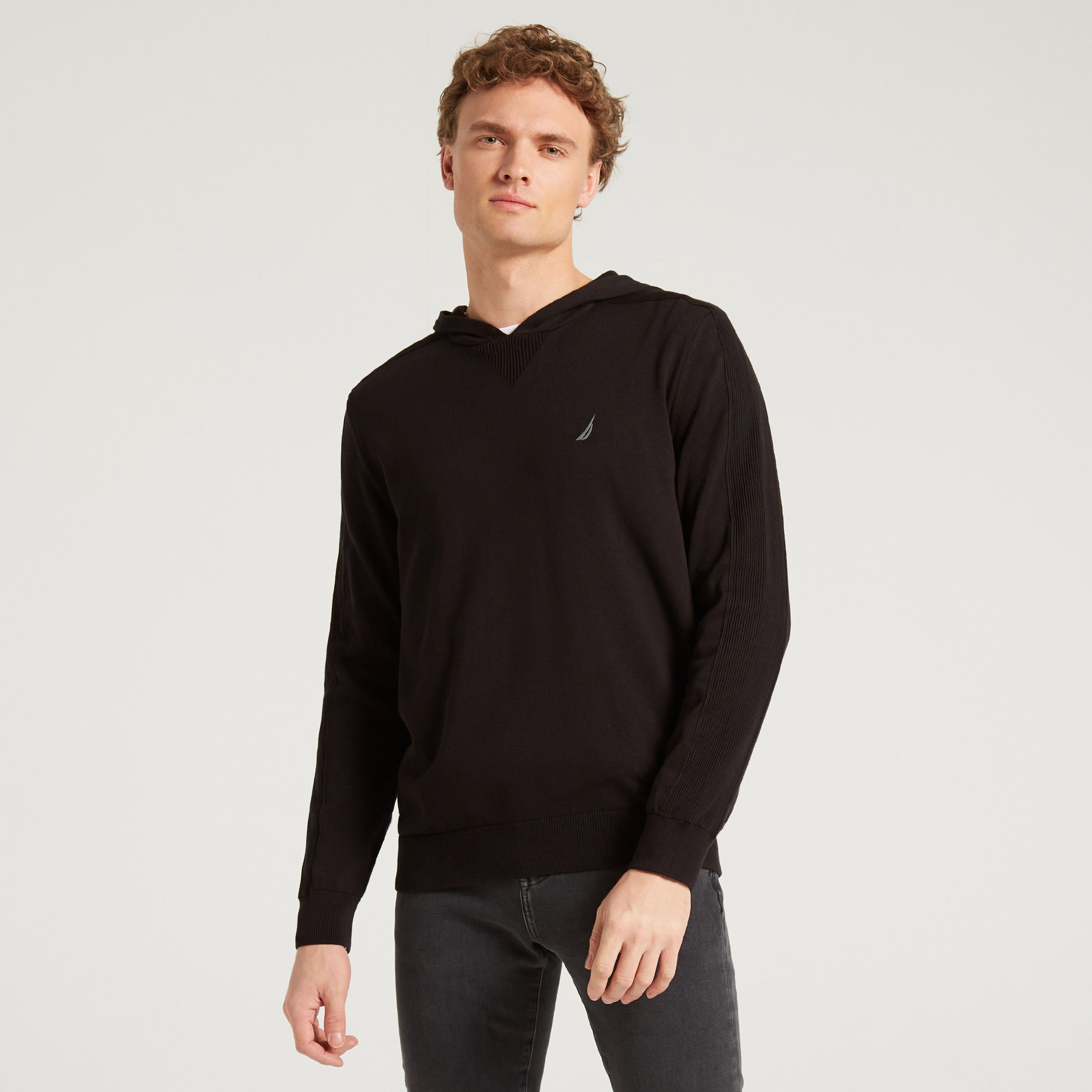 NAUTICA ERKEK SİYAH UZUN KOLLU KAPÜŞONLU TRİKO KAZAK