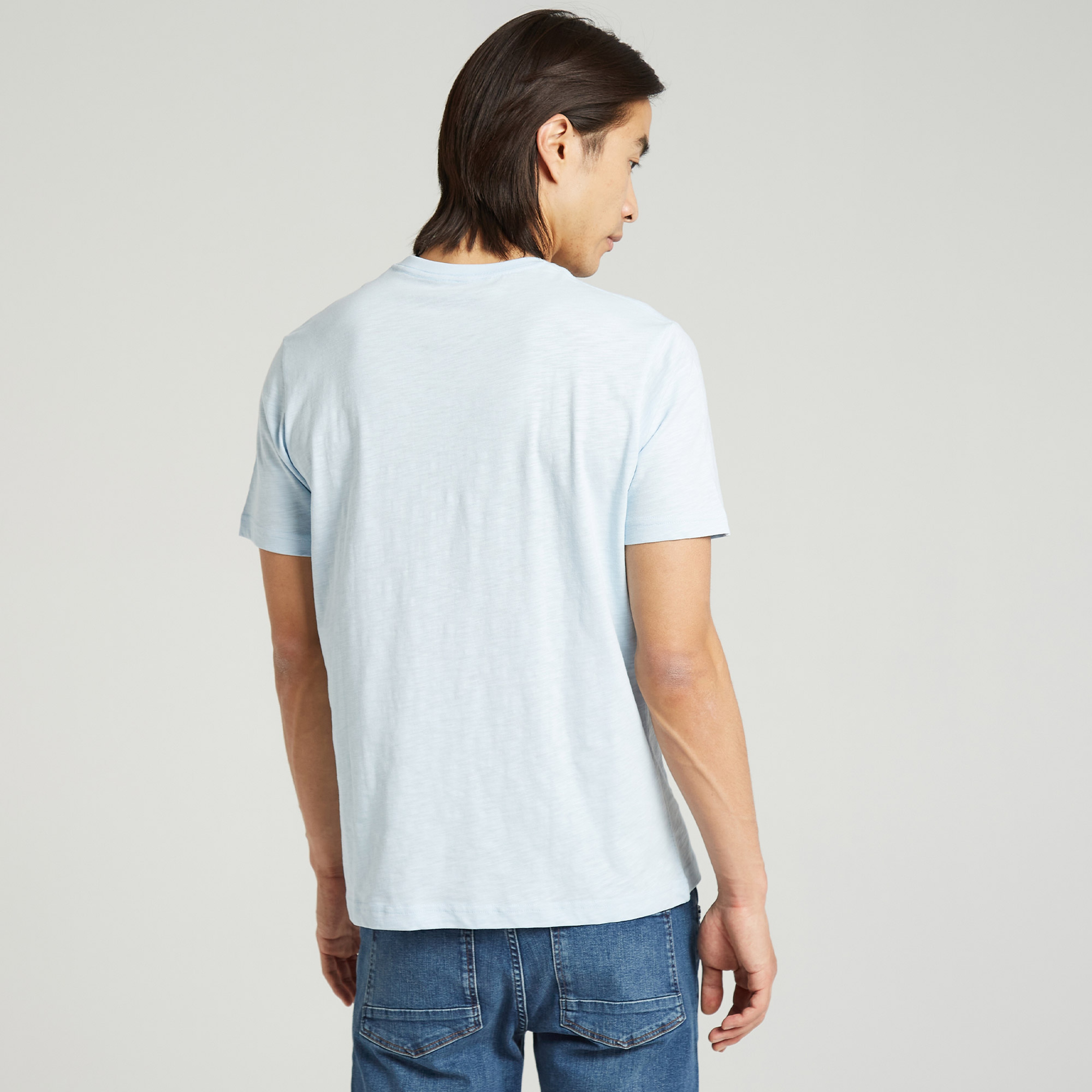 NAUTICA ERKEK MAVİ KISA KOLLU V YAKA FLAMLI SLIM FIT T-SHIRT