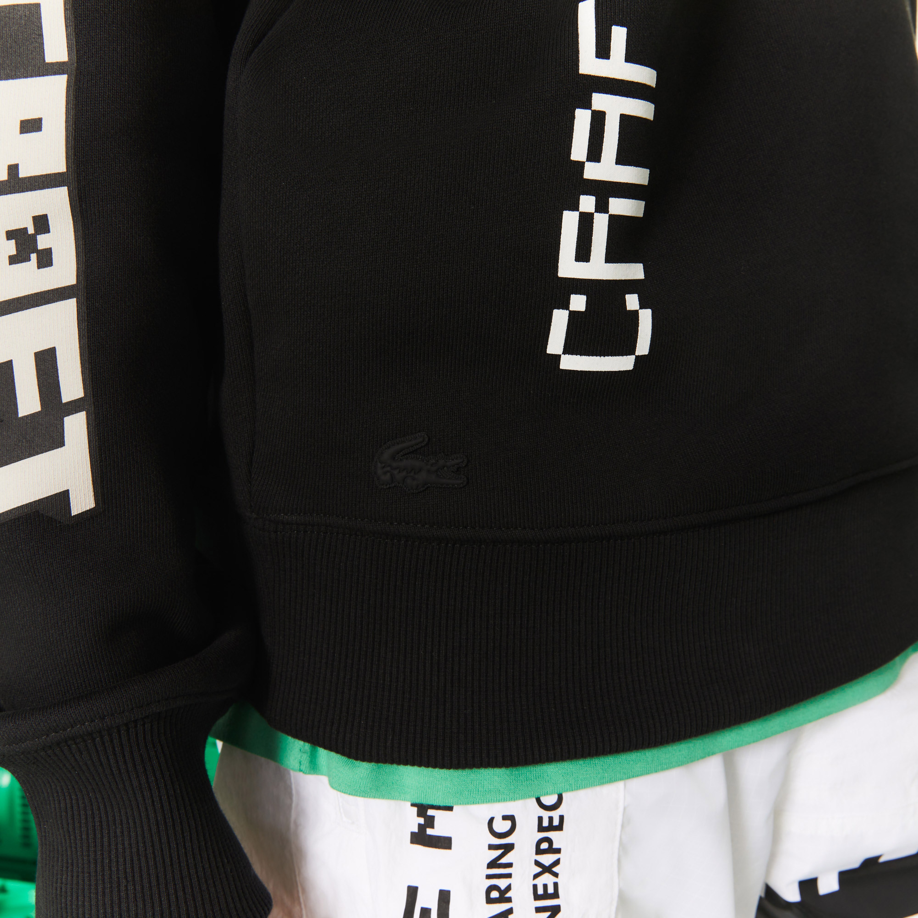 Lacoste X Minecraft Erkek Relaxed Fit Kapüşonlu Baskılı Siyah Sweatshirt