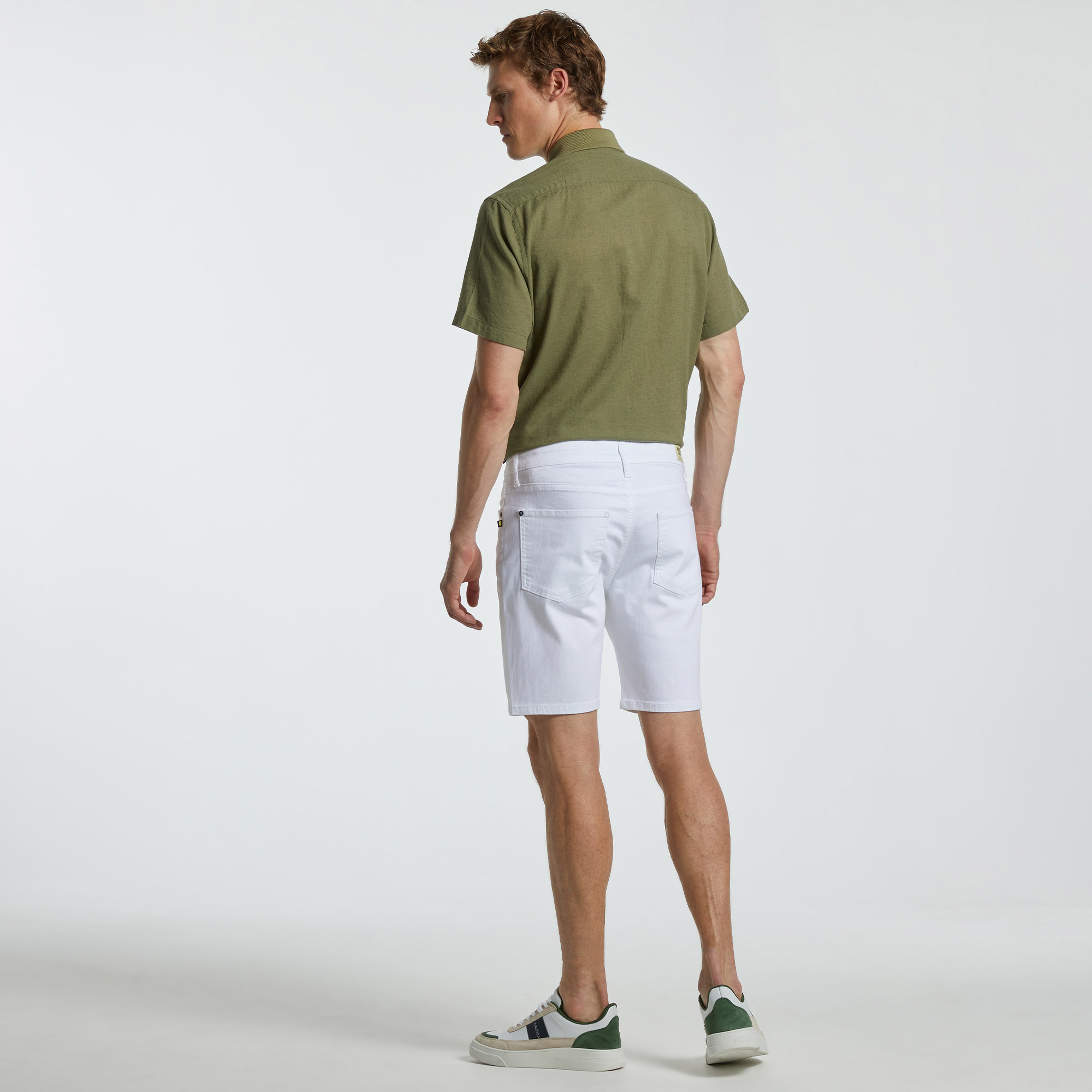 NAUTICA ERKEK BEYAZ SLIM FIT BERMUDA ŞORT