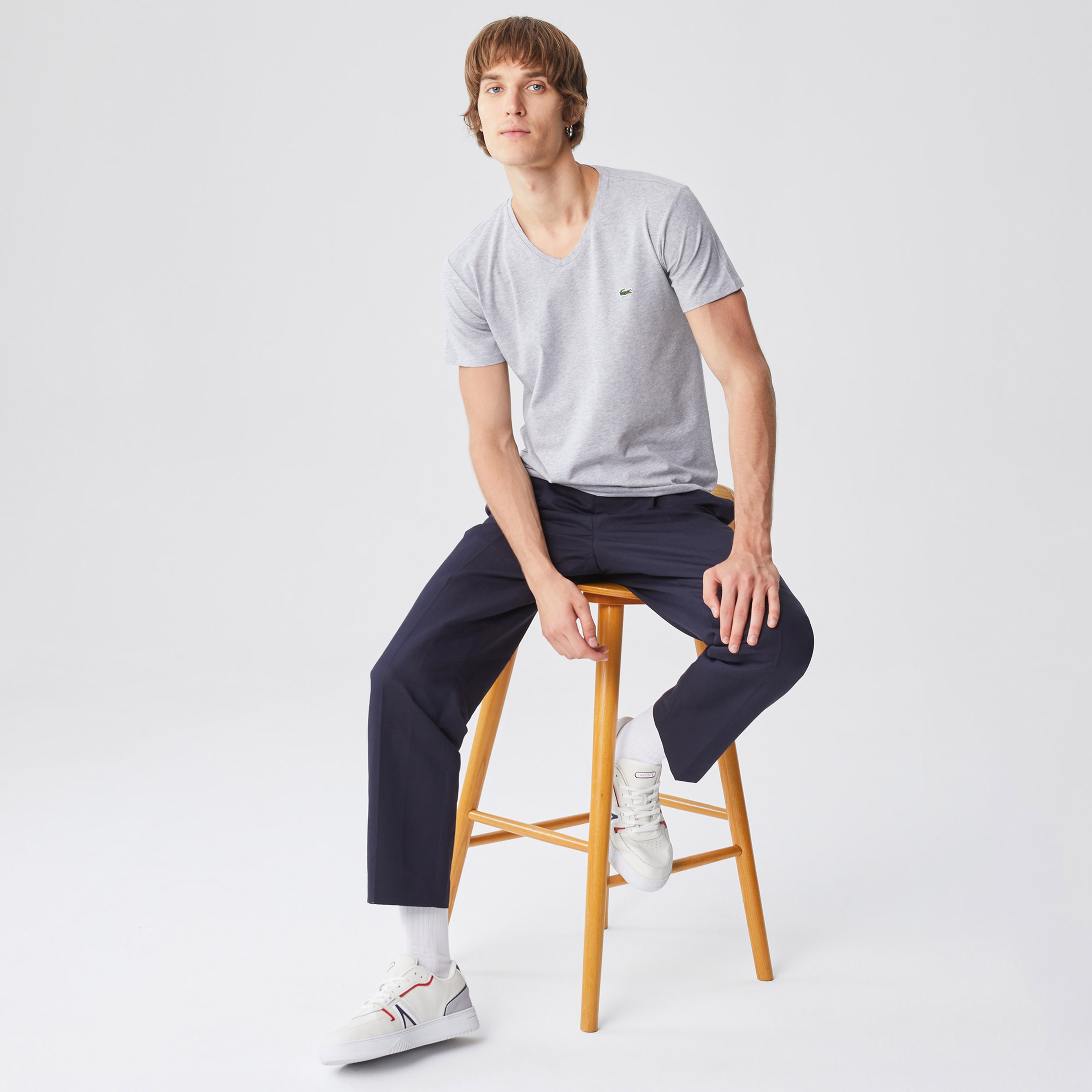 Lacoste Erkek V Yaka Gri T-Shirt