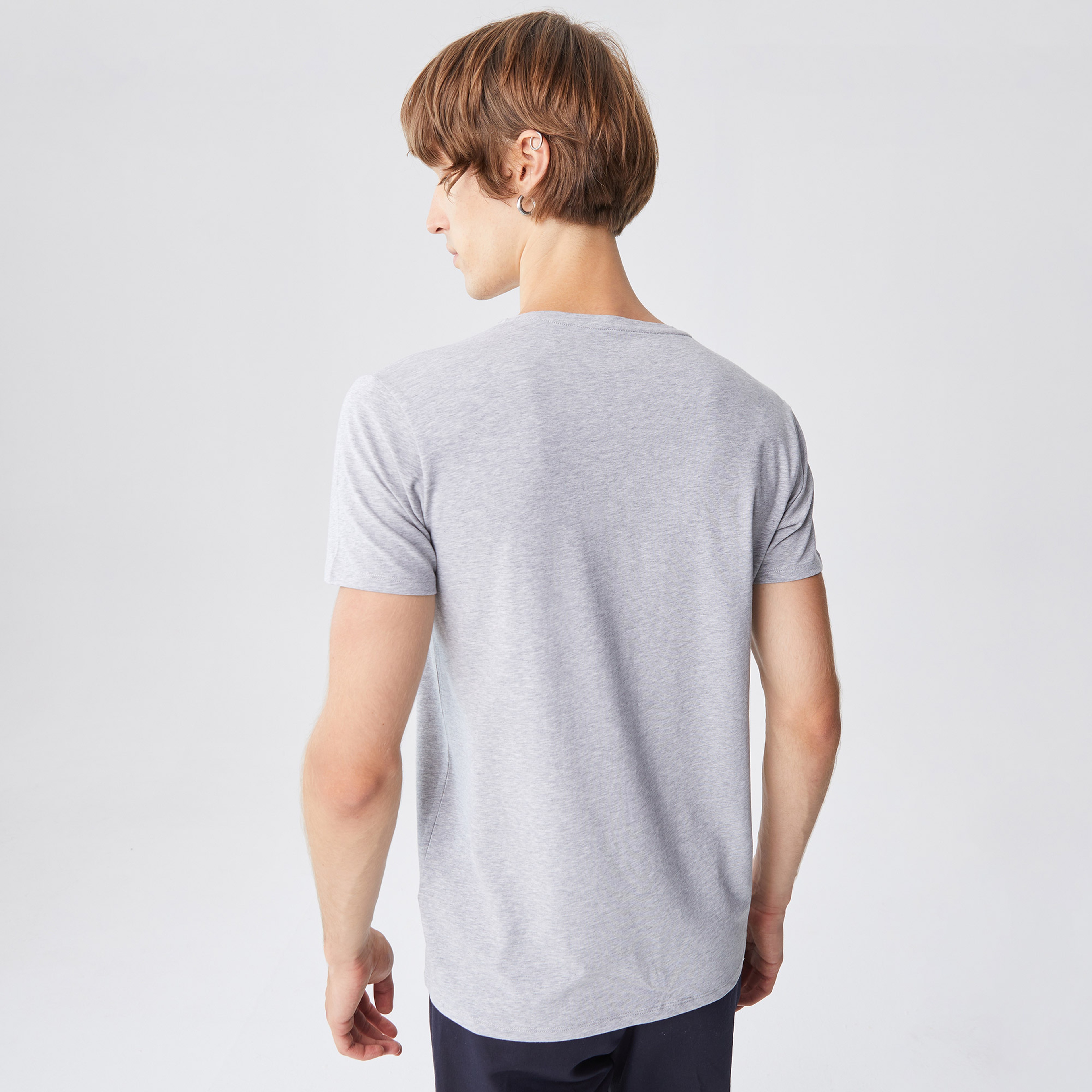 Lacoste Erkek V Yaka Gri T-Shirt