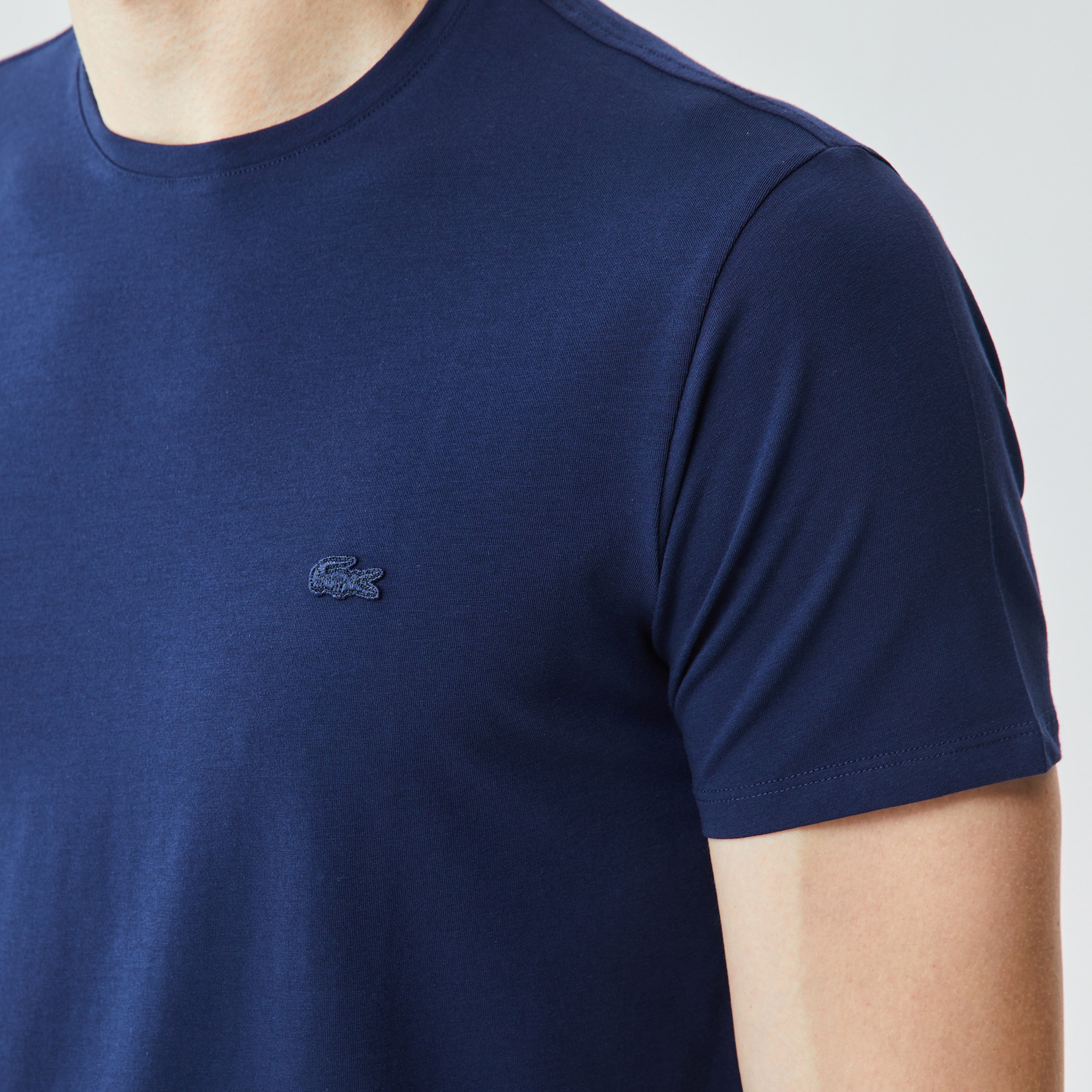 Lacoste Erkek Regular Fit Bisiklet Yaka Lacivert T-Shirt