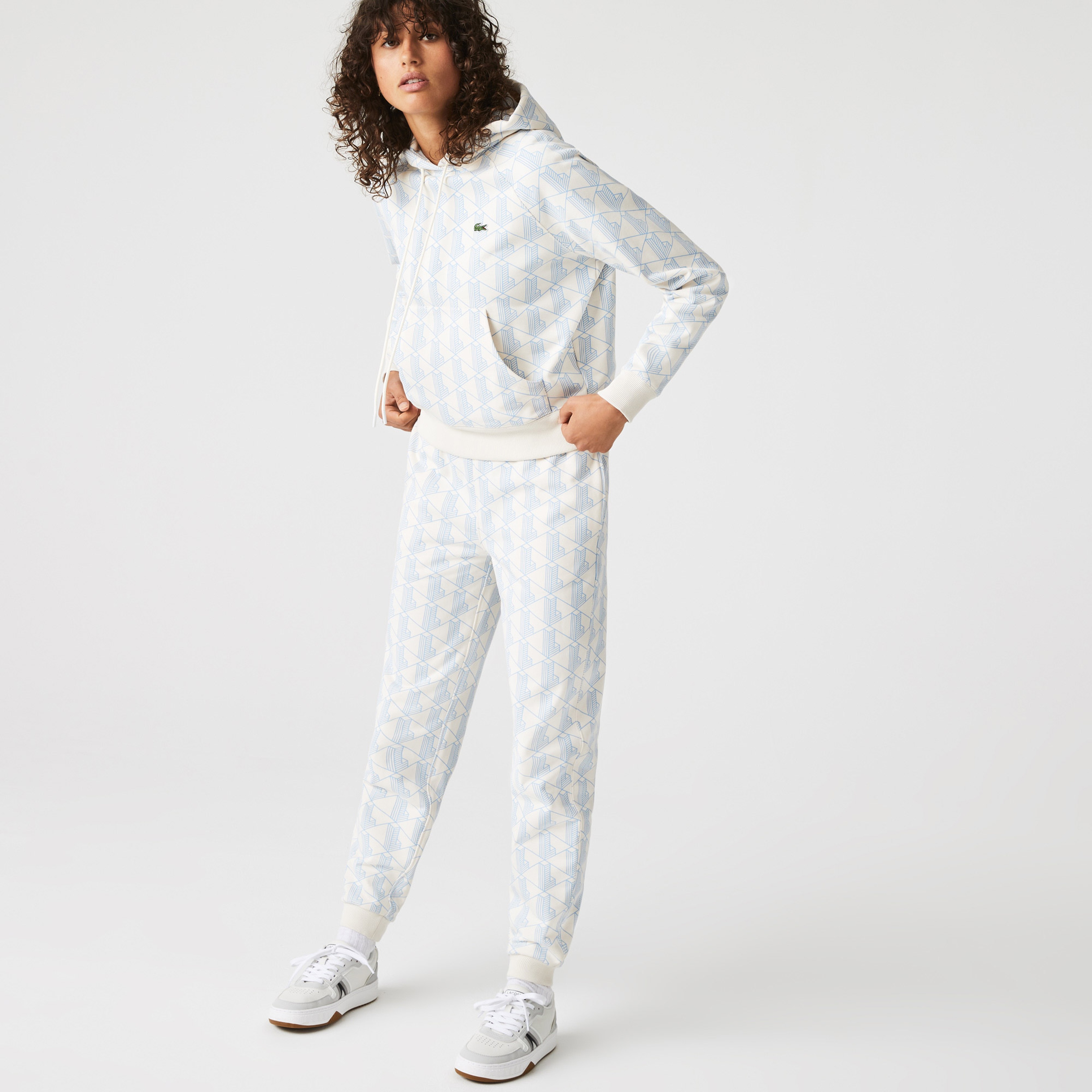 Lacoste L!VE Kadın Relaxed Fit Kapüşonlu Desenli Açık Mavi Sweatshirt