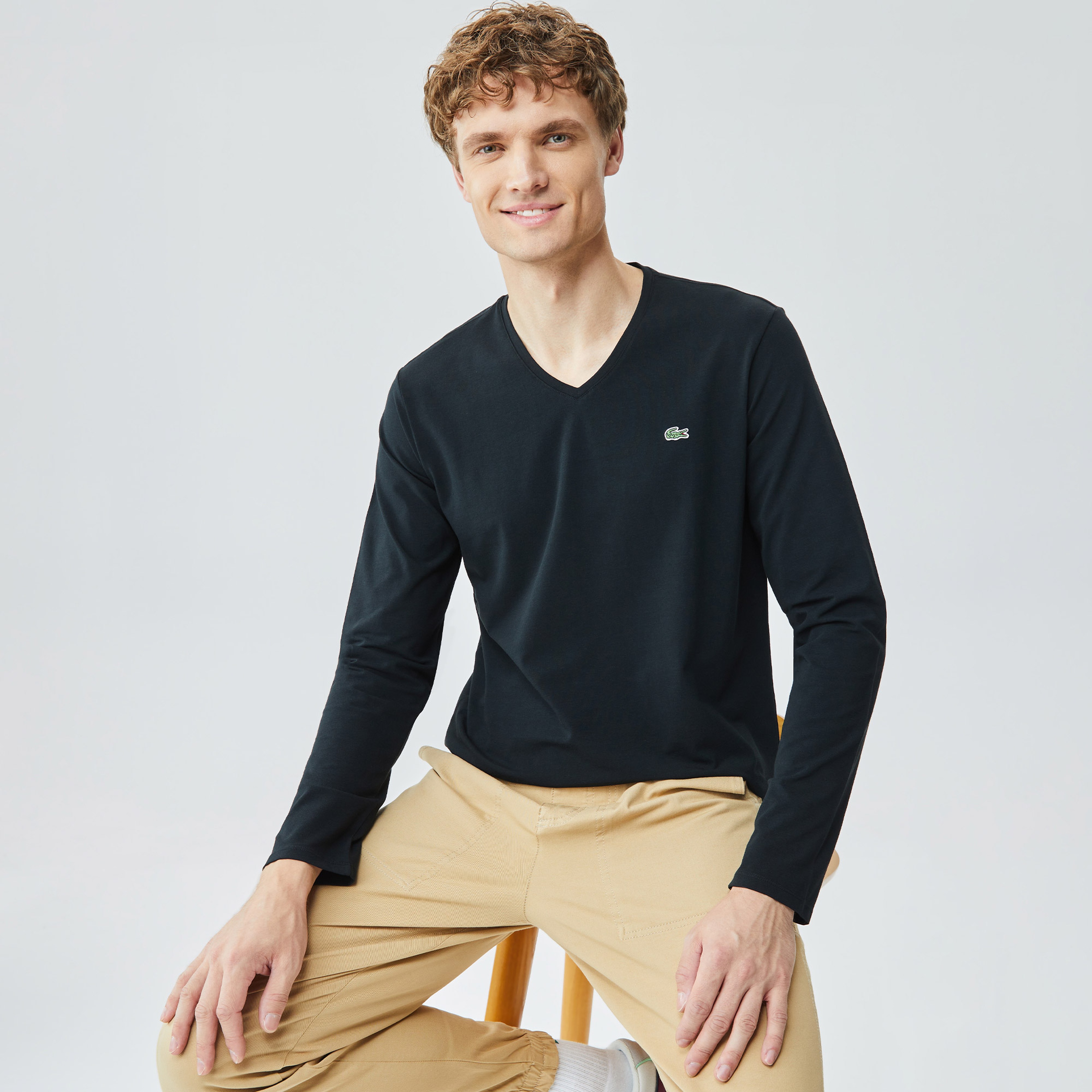 Lacoste Erkek Regular Fit Uzun Kollu V Yaka Siyah T-Shirt