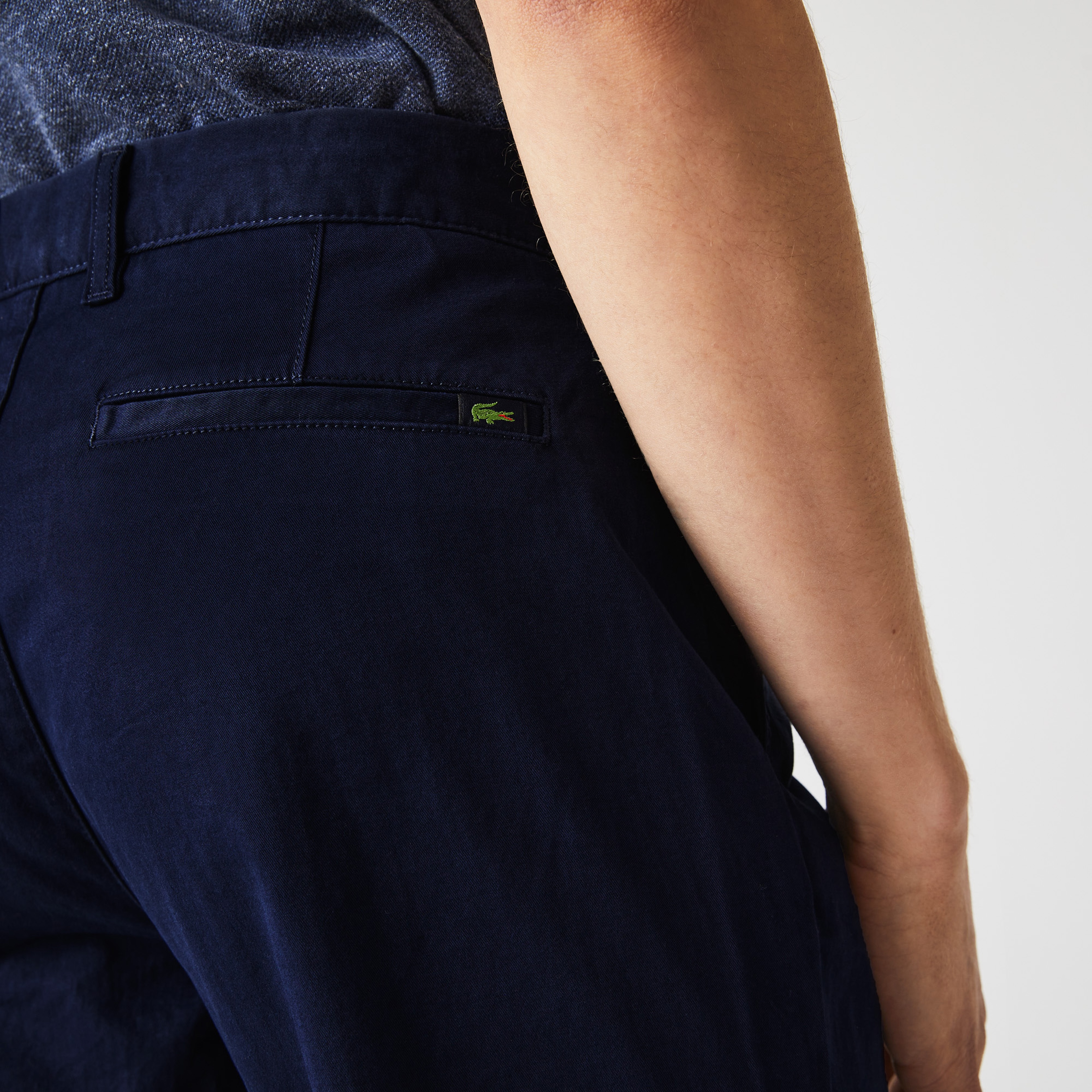 Lacoste Erkek Slim Fit Lacivert Pantolon