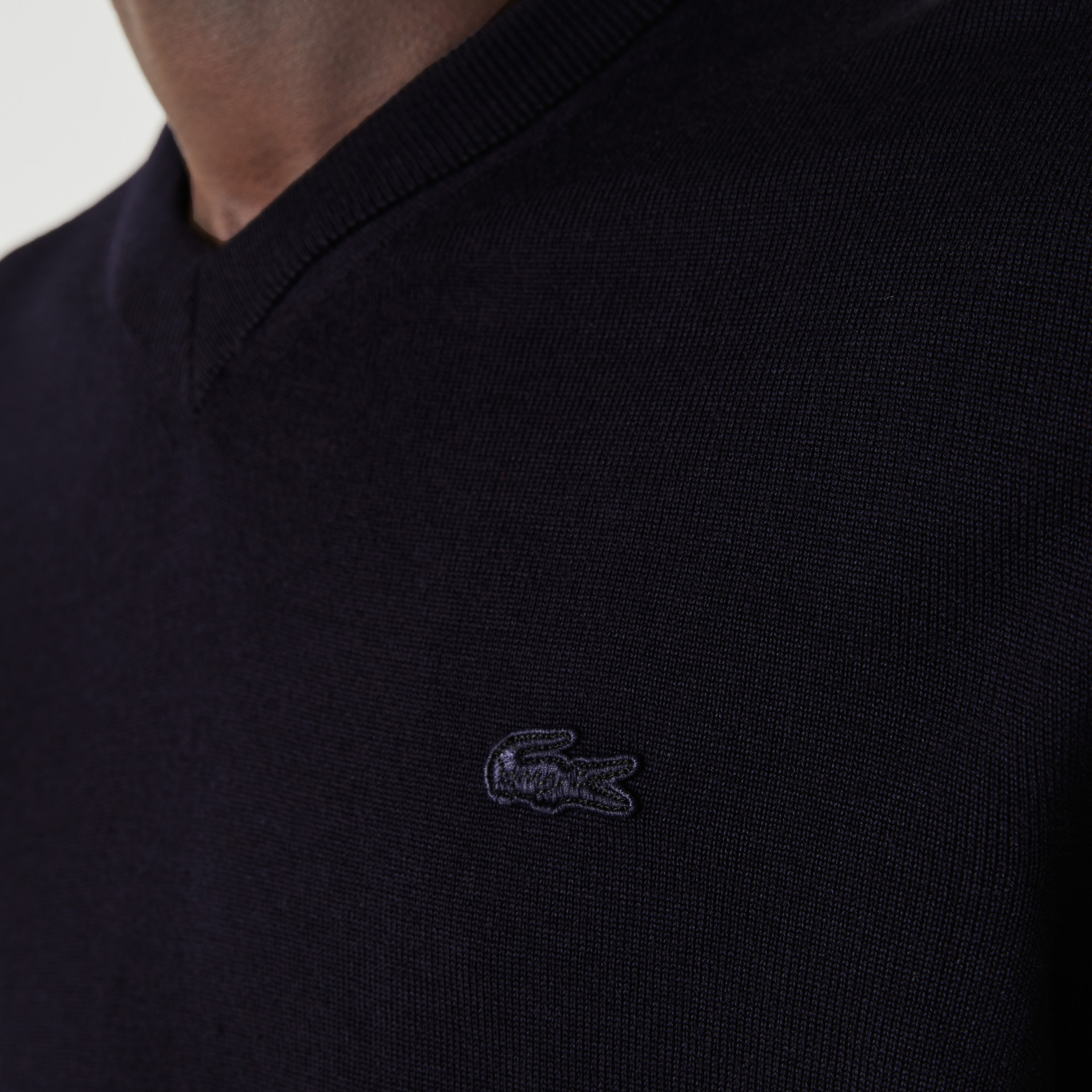 Lacoste Erkek V Yaka Yün Lacivert Kazak