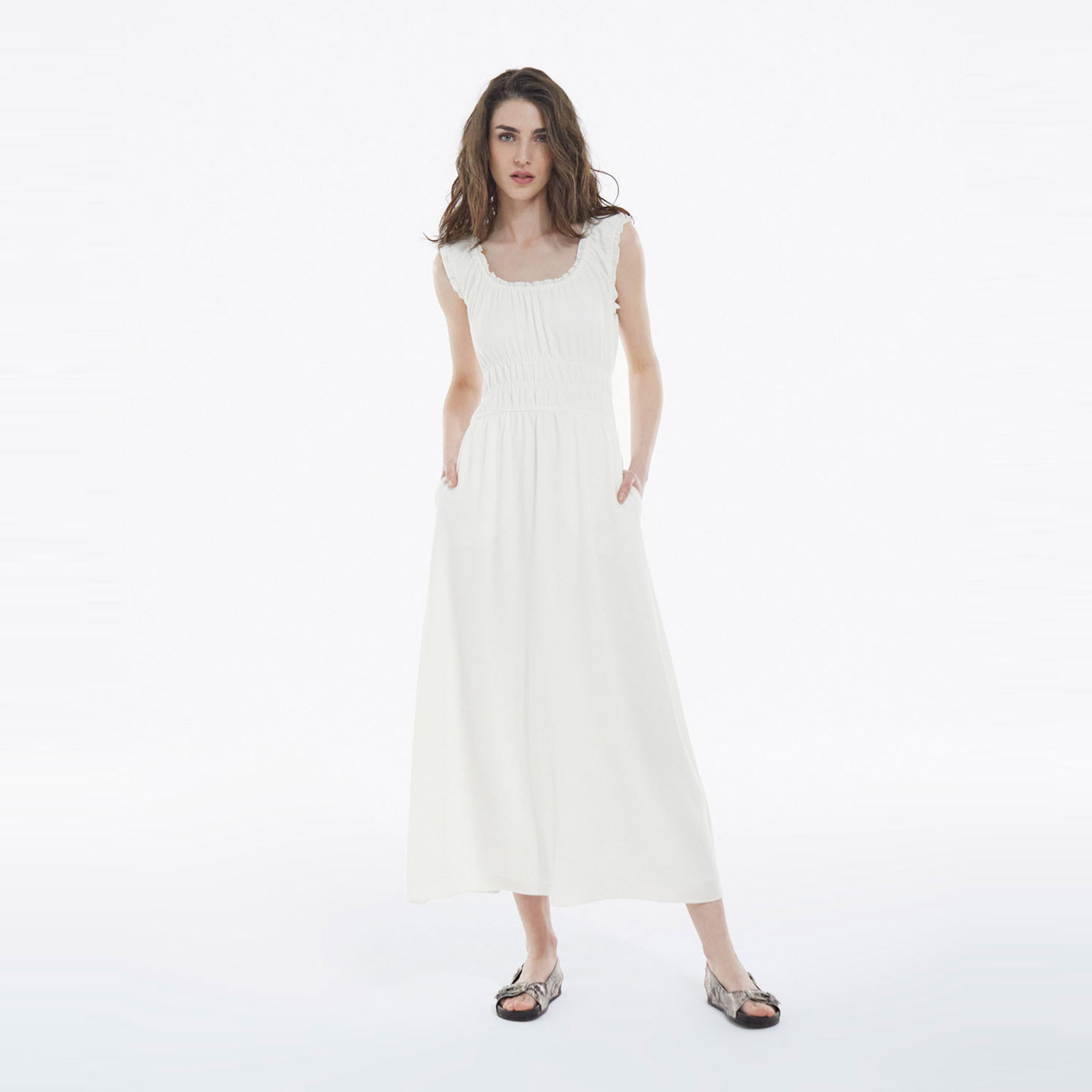 KADIN KOLLARI FIRFIRLI BEYAZ ELBİSE