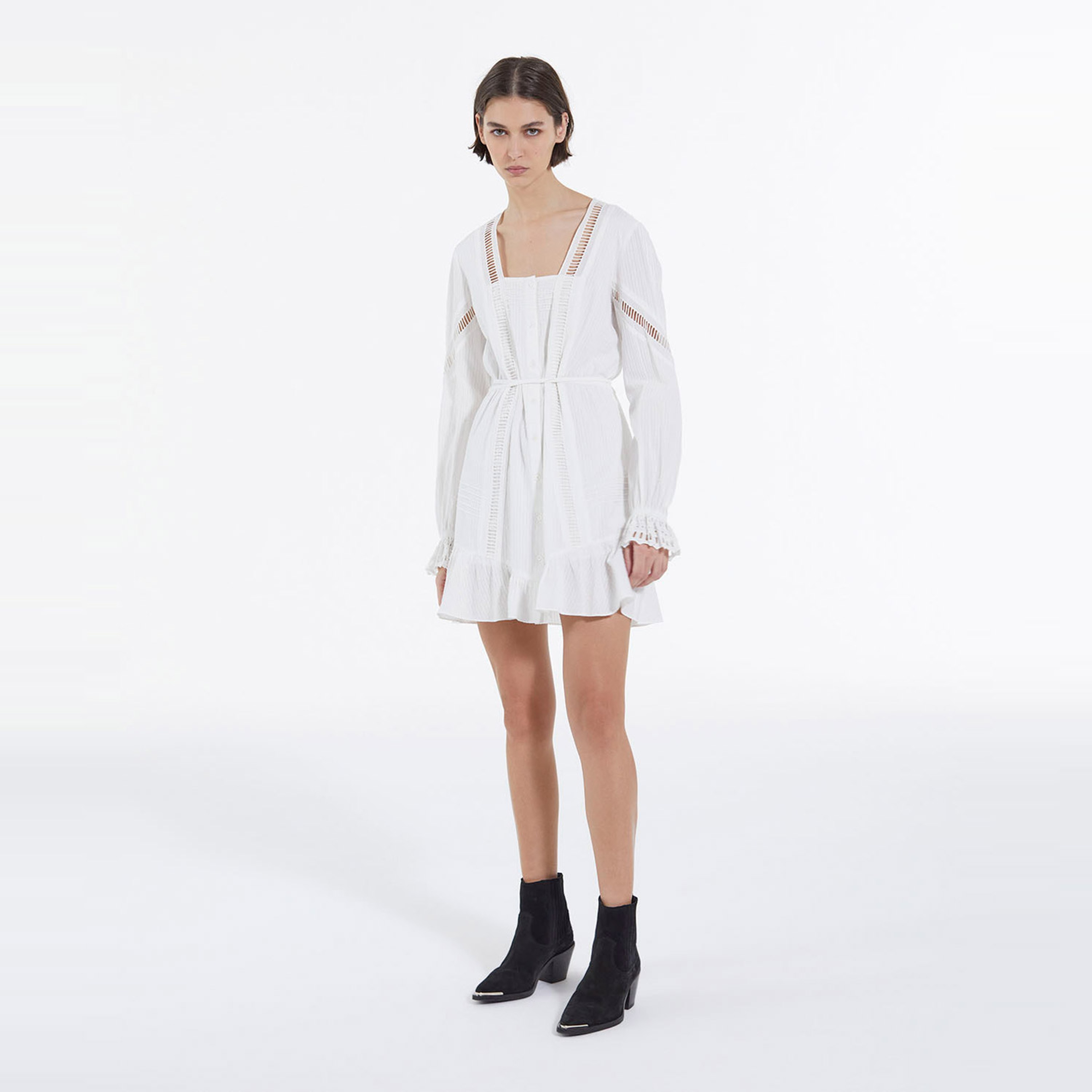 KADIN İŞLEMELİ BEYAZ ELBİSE