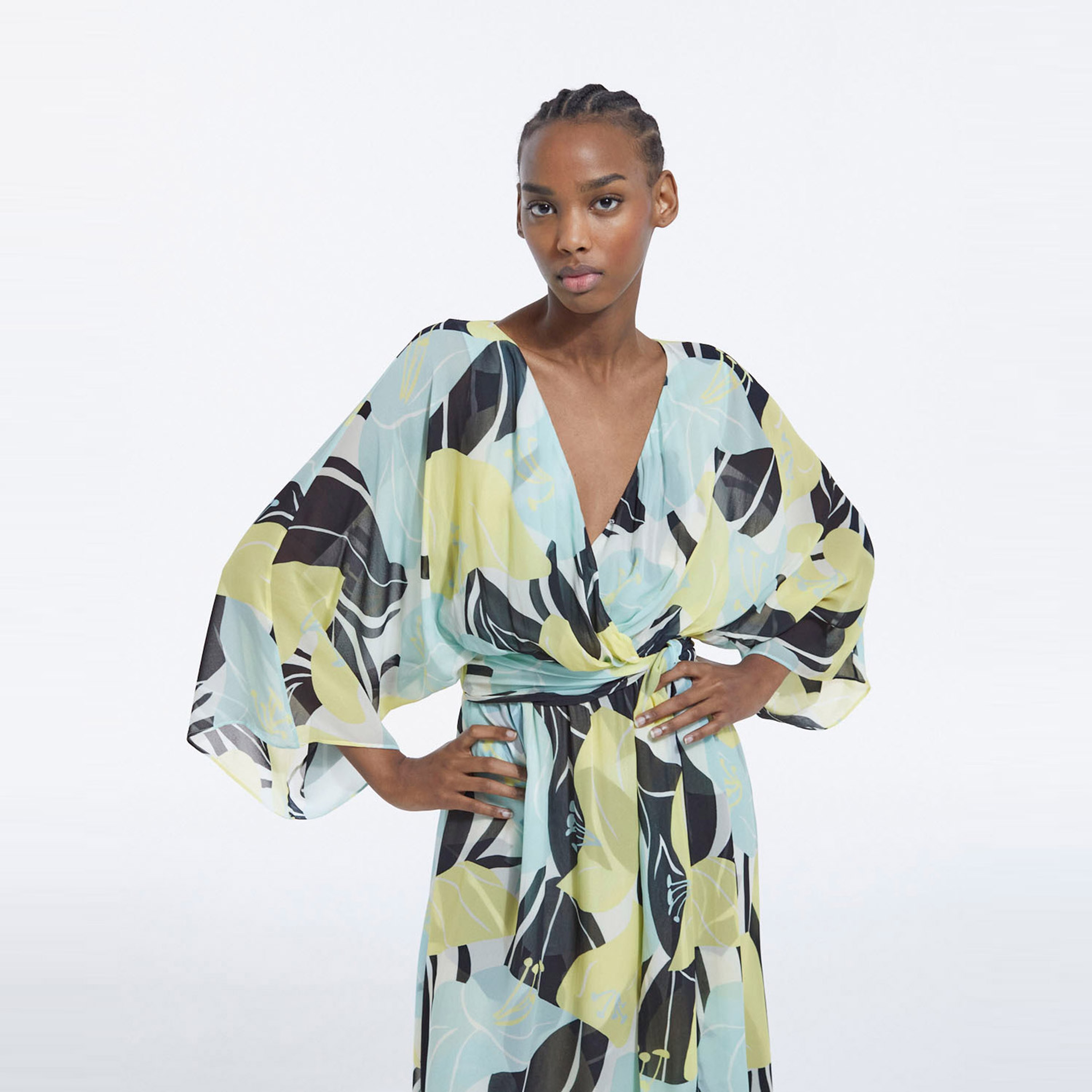 KADIN ÇİÇEK DESENLİ YEŞİL ELBİSE