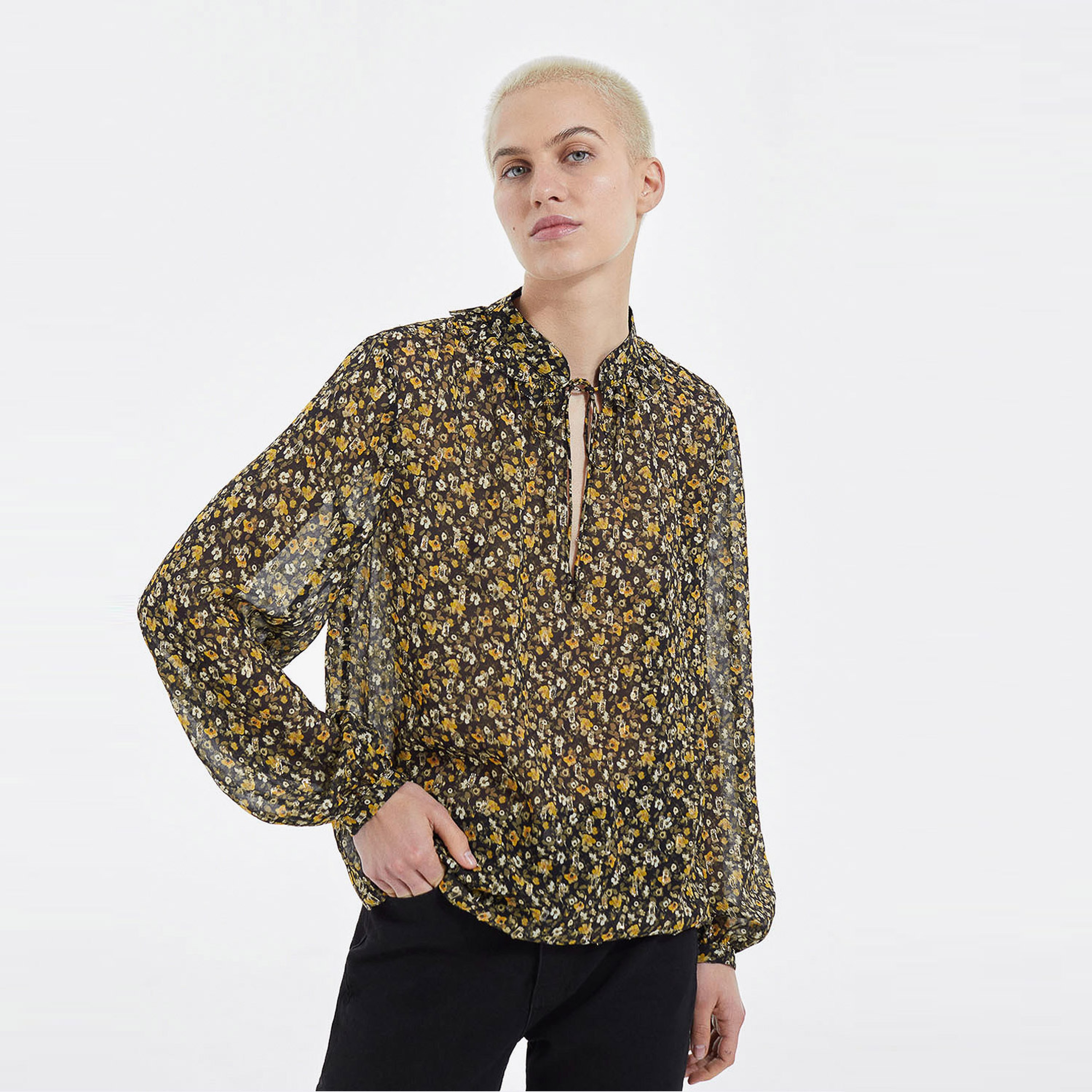 DESENLİ KADIN SİYAH BLUZ